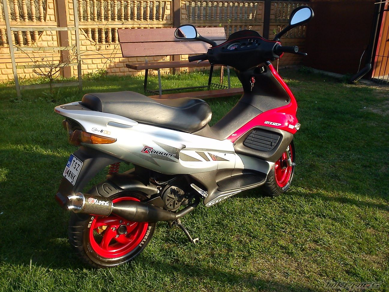 Photo 2389056