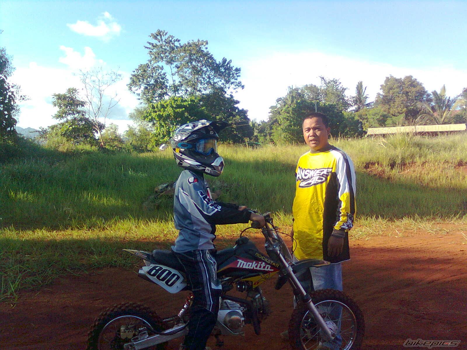 Photo 2389405