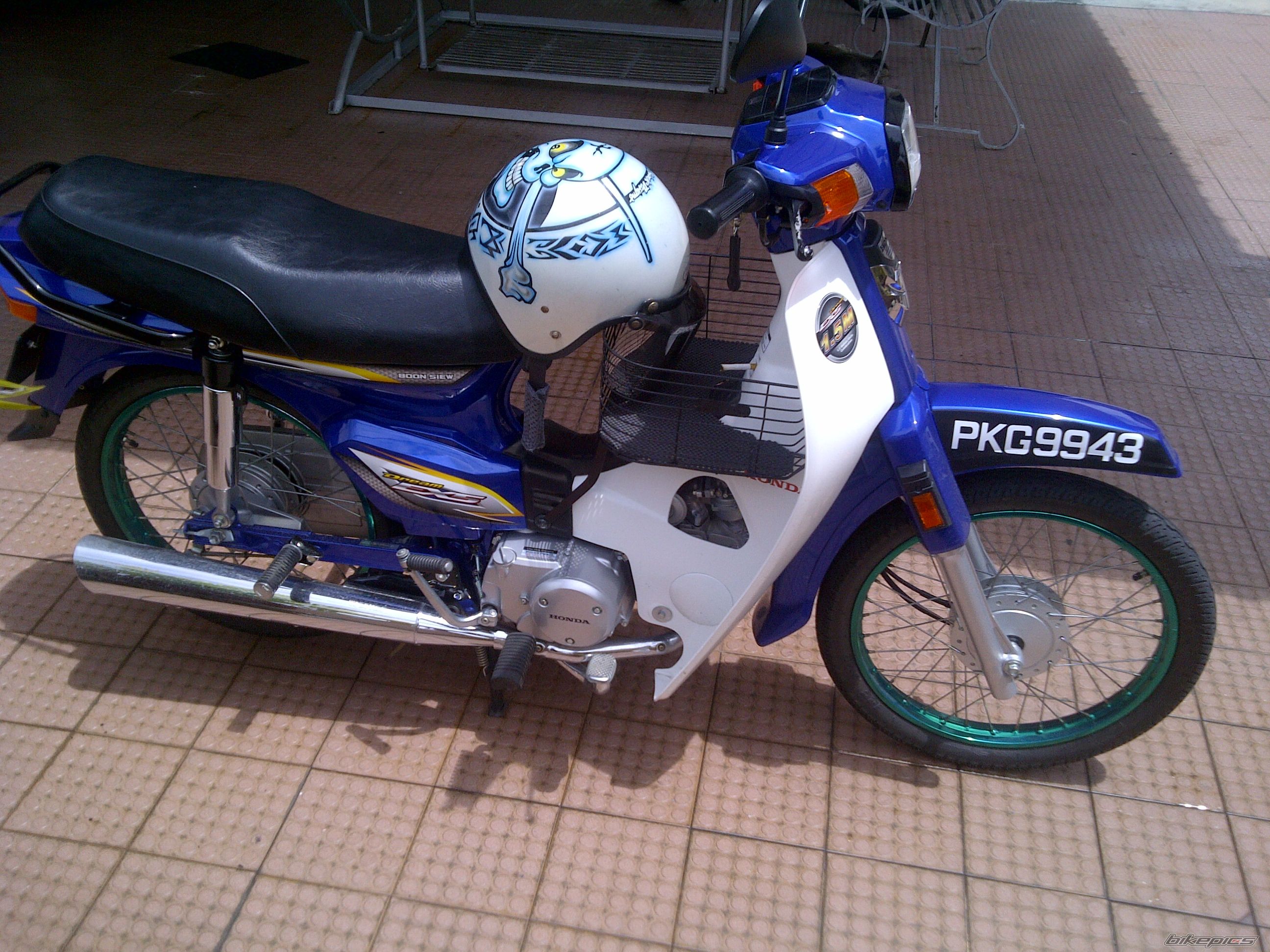 Photo 2389561