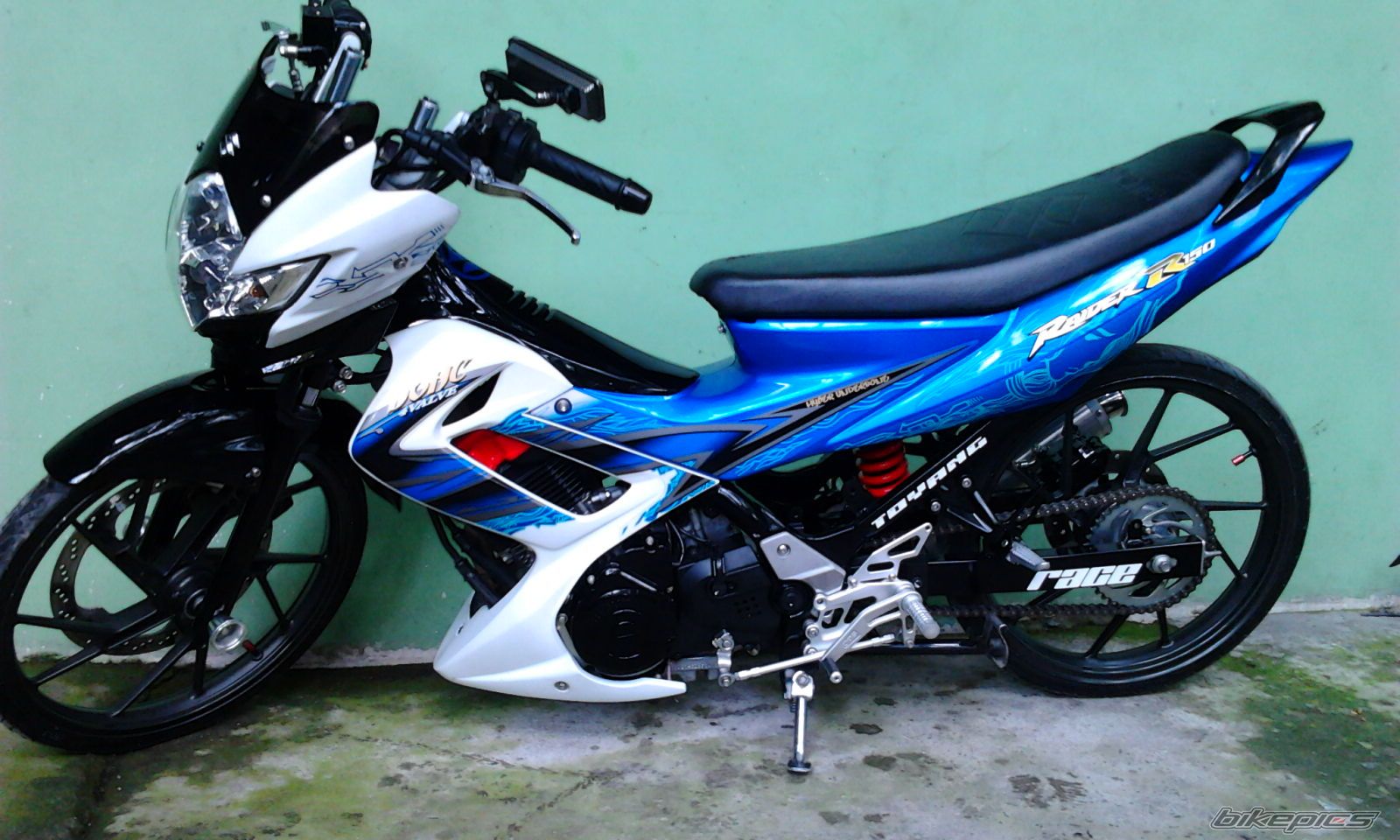 Photo 2389605