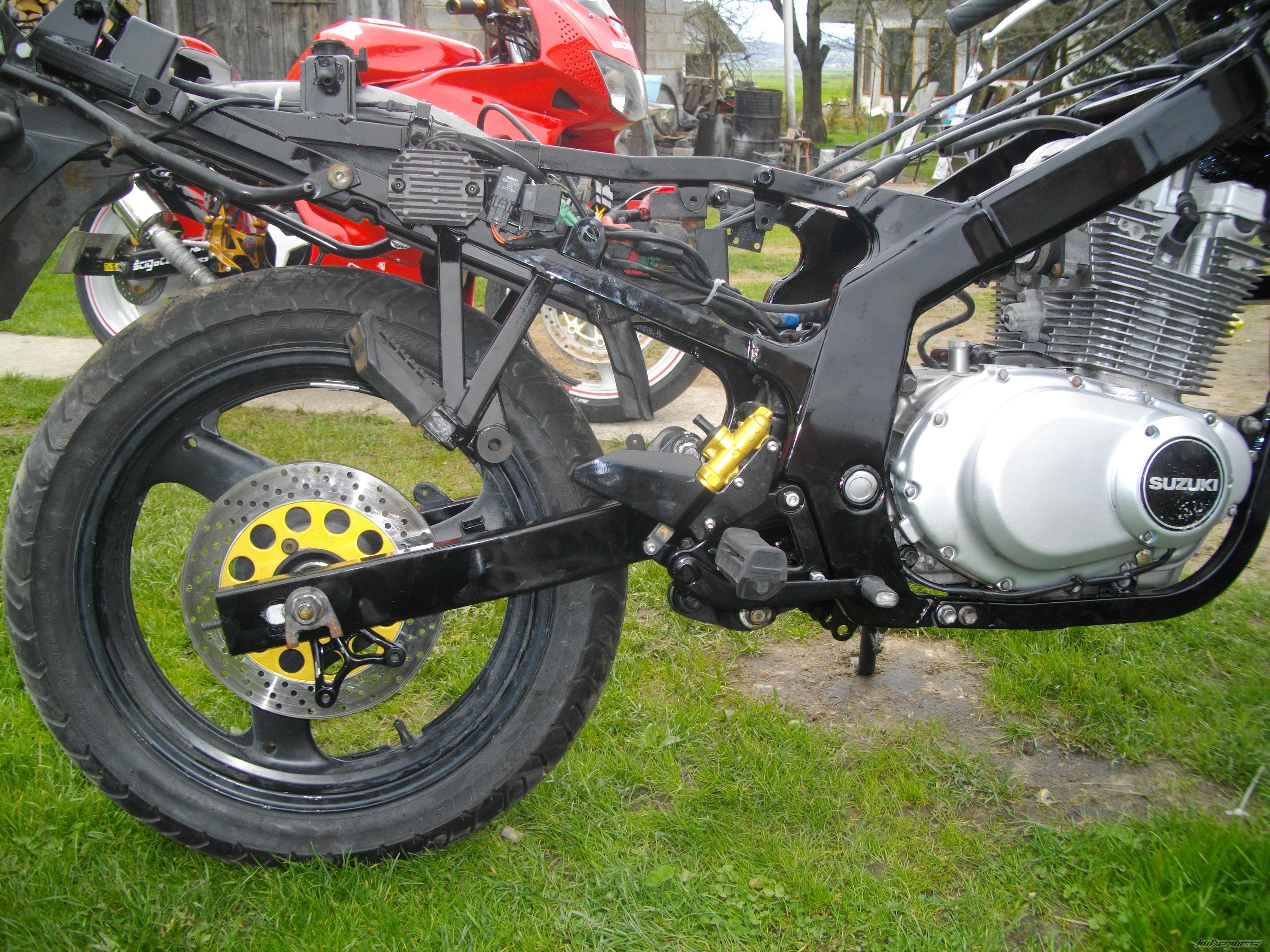 Photo 2389639