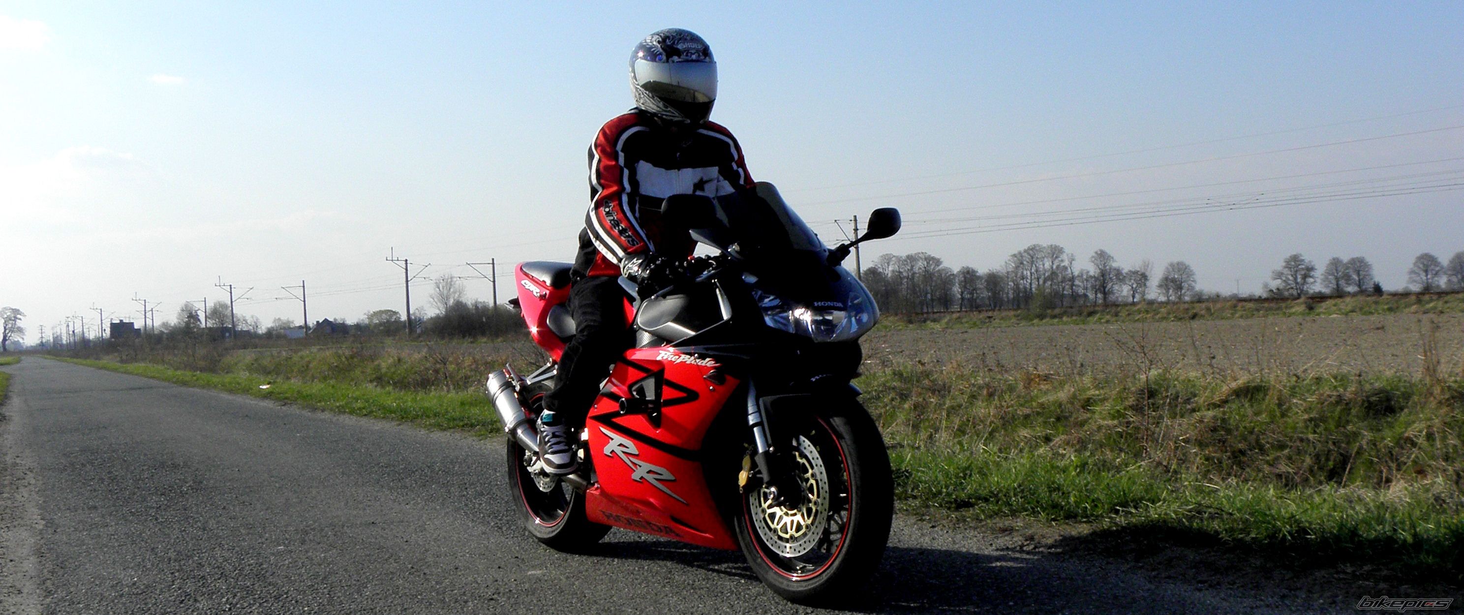 Photo 2389772