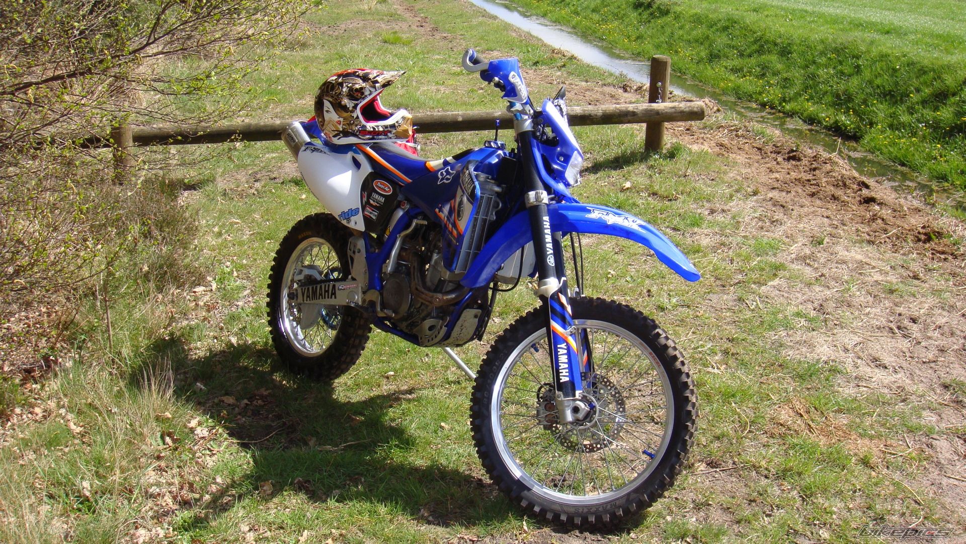 Photo 2389832