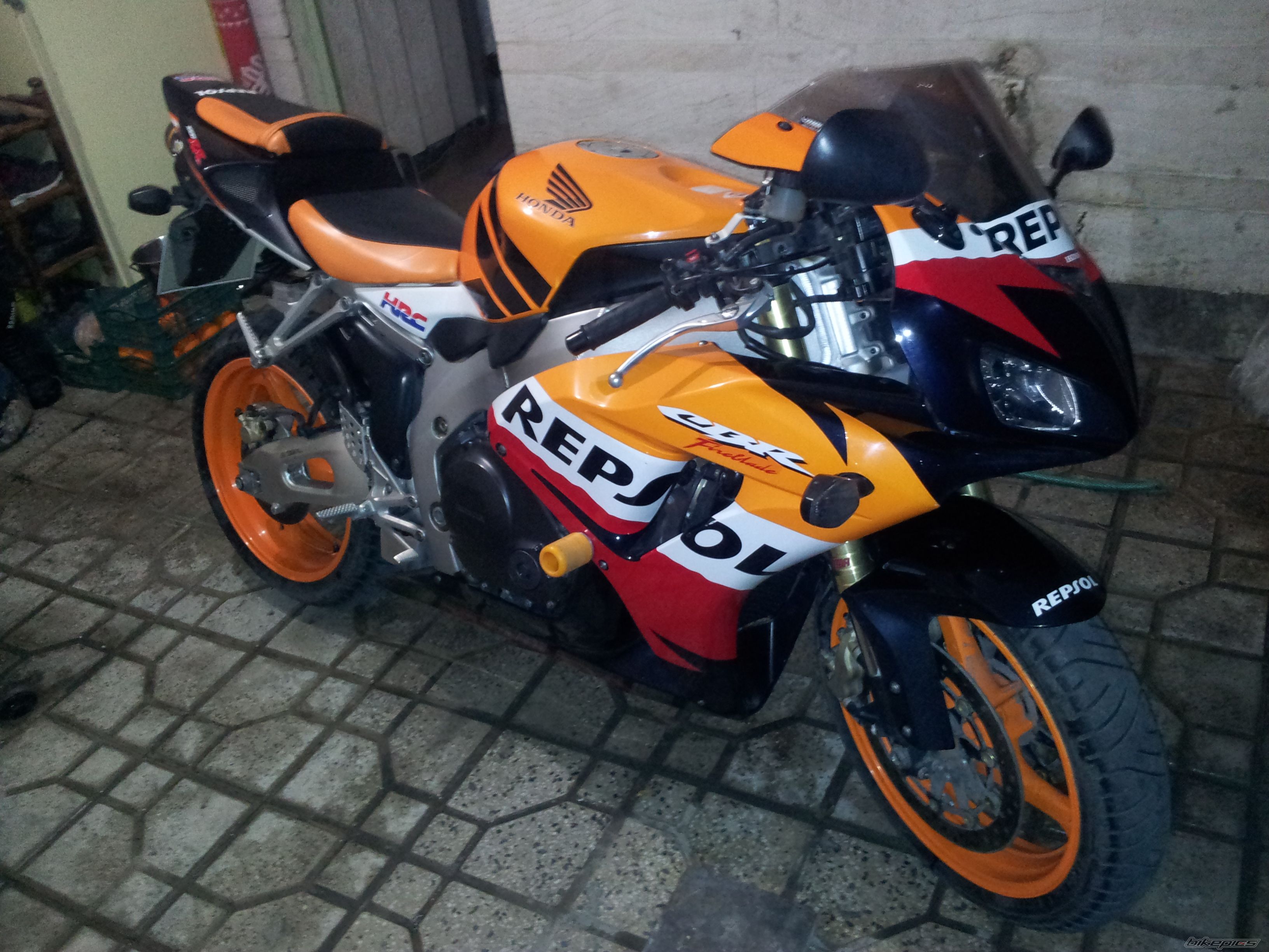 Photo 2389941