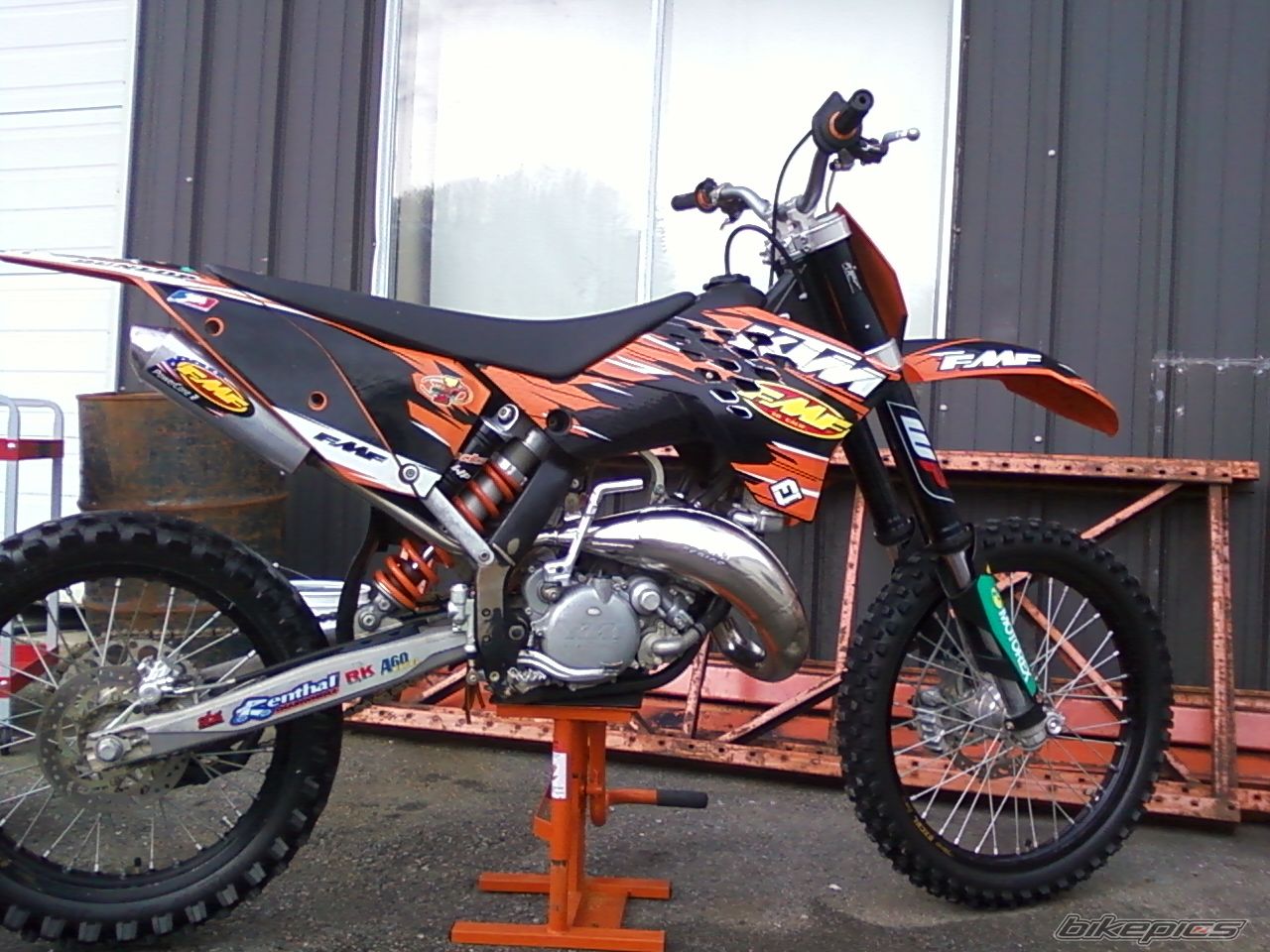 Photo 2389945