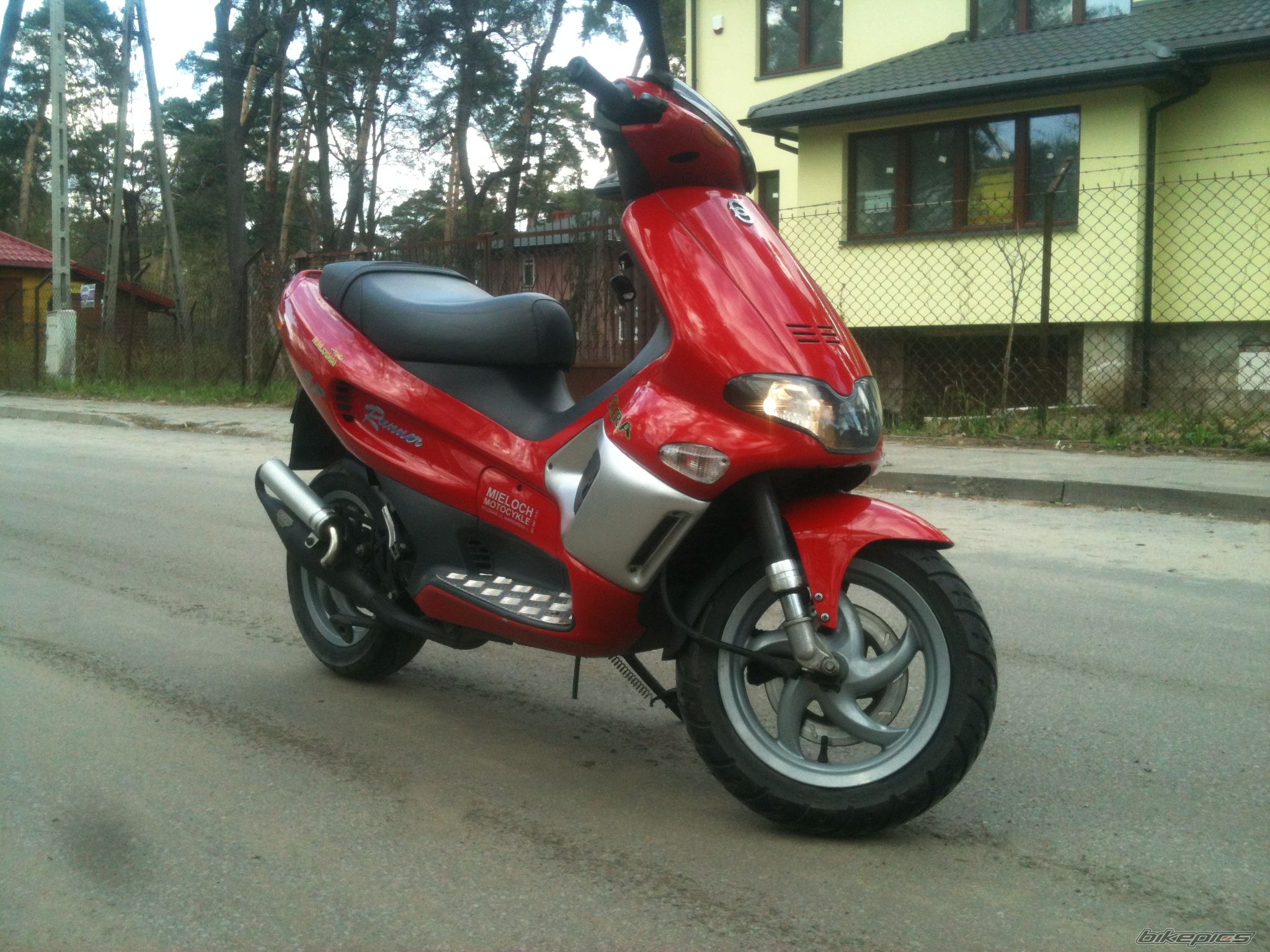Photo 2390256