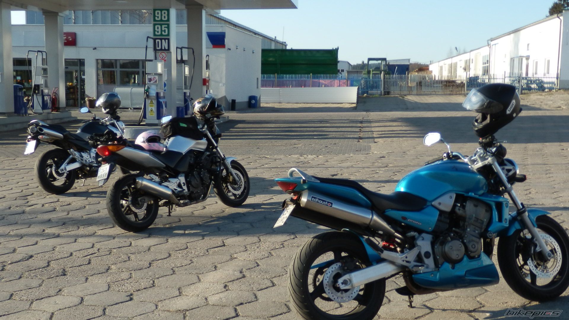 Photo 2390269