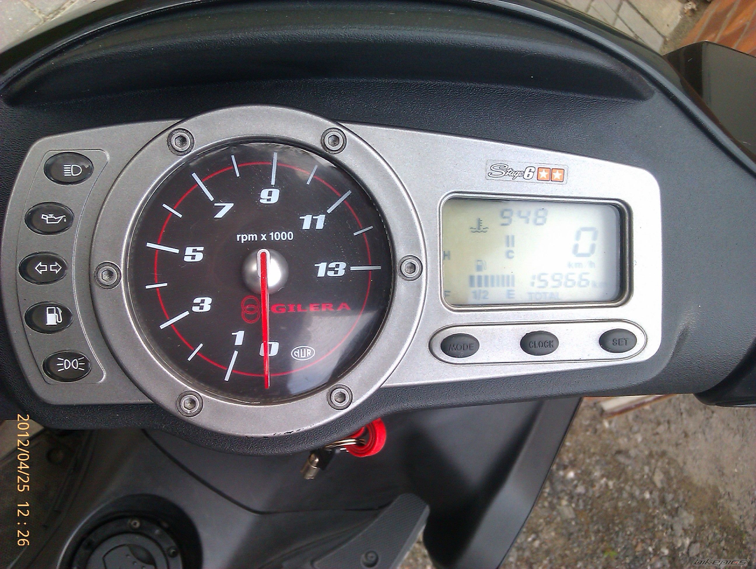 Photo 2390296