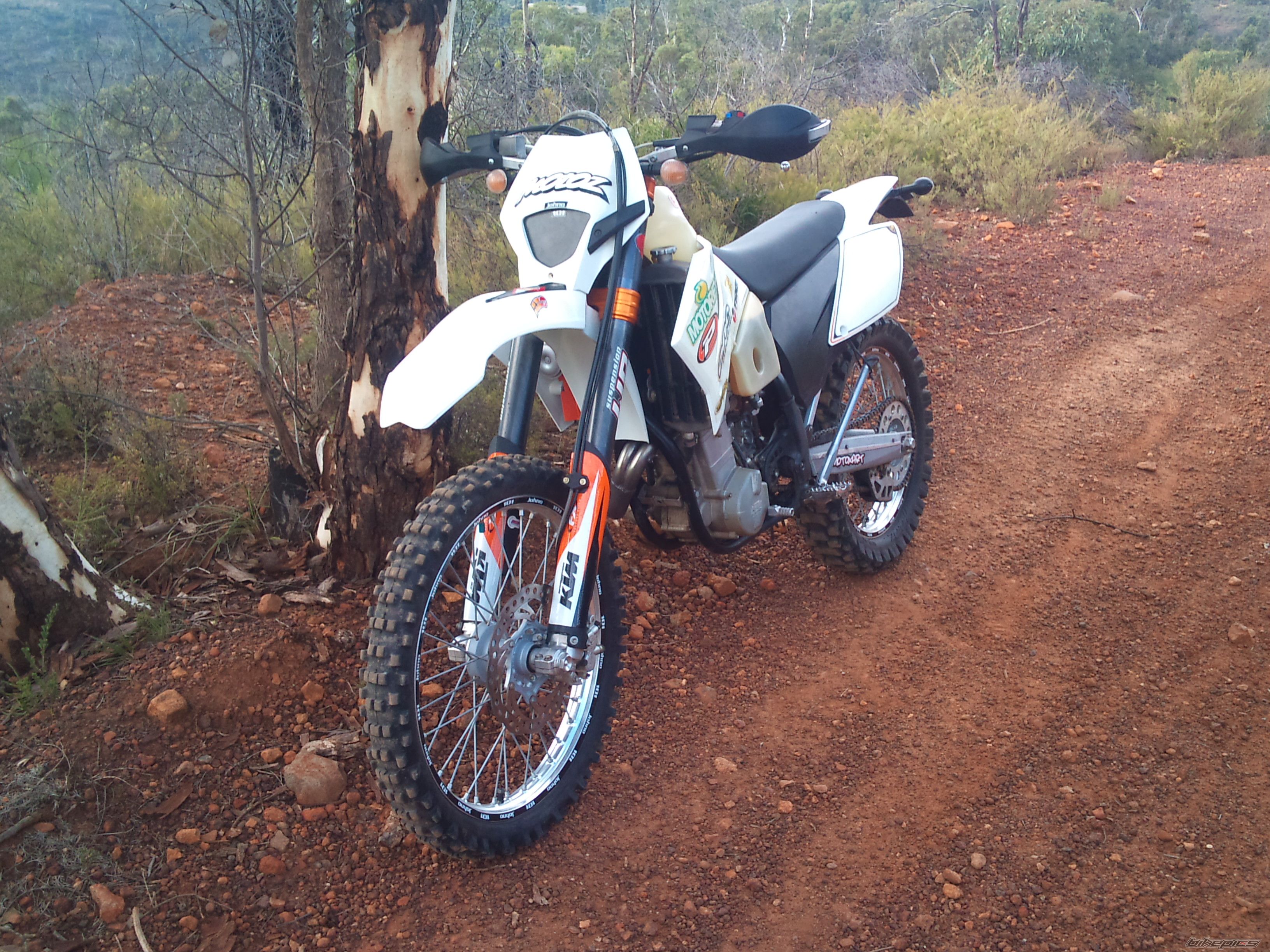 Photo 2390375