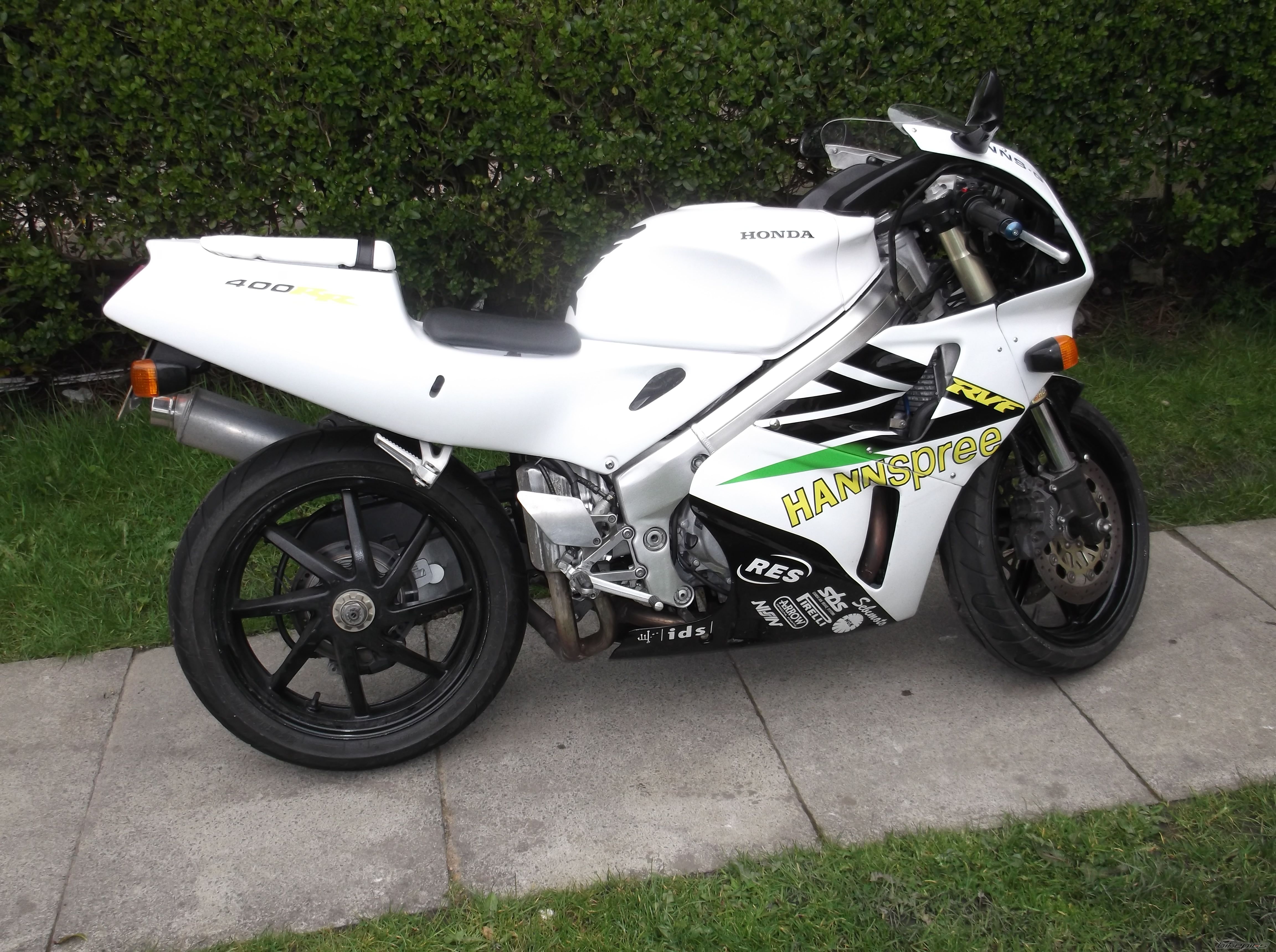 Photo 2390378