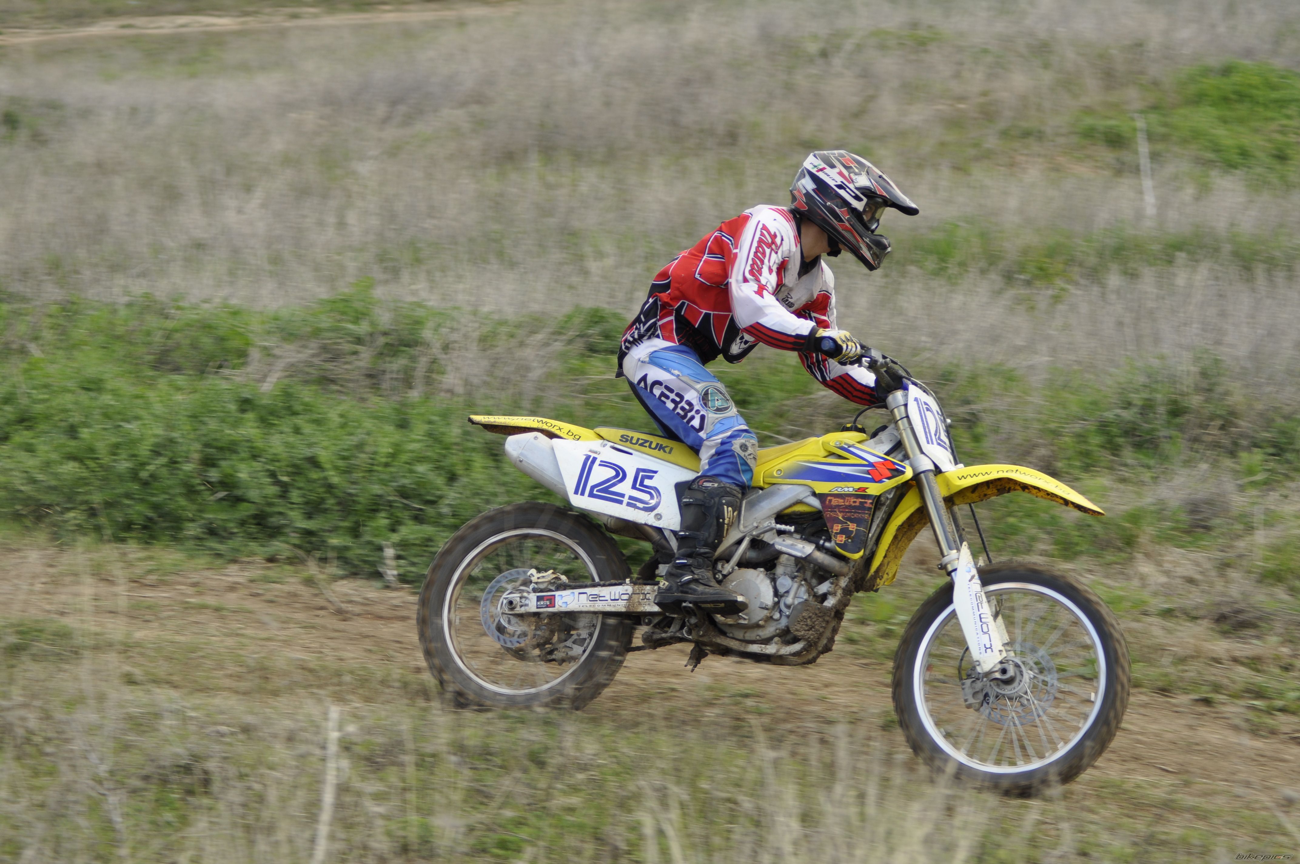 Photo 2390456