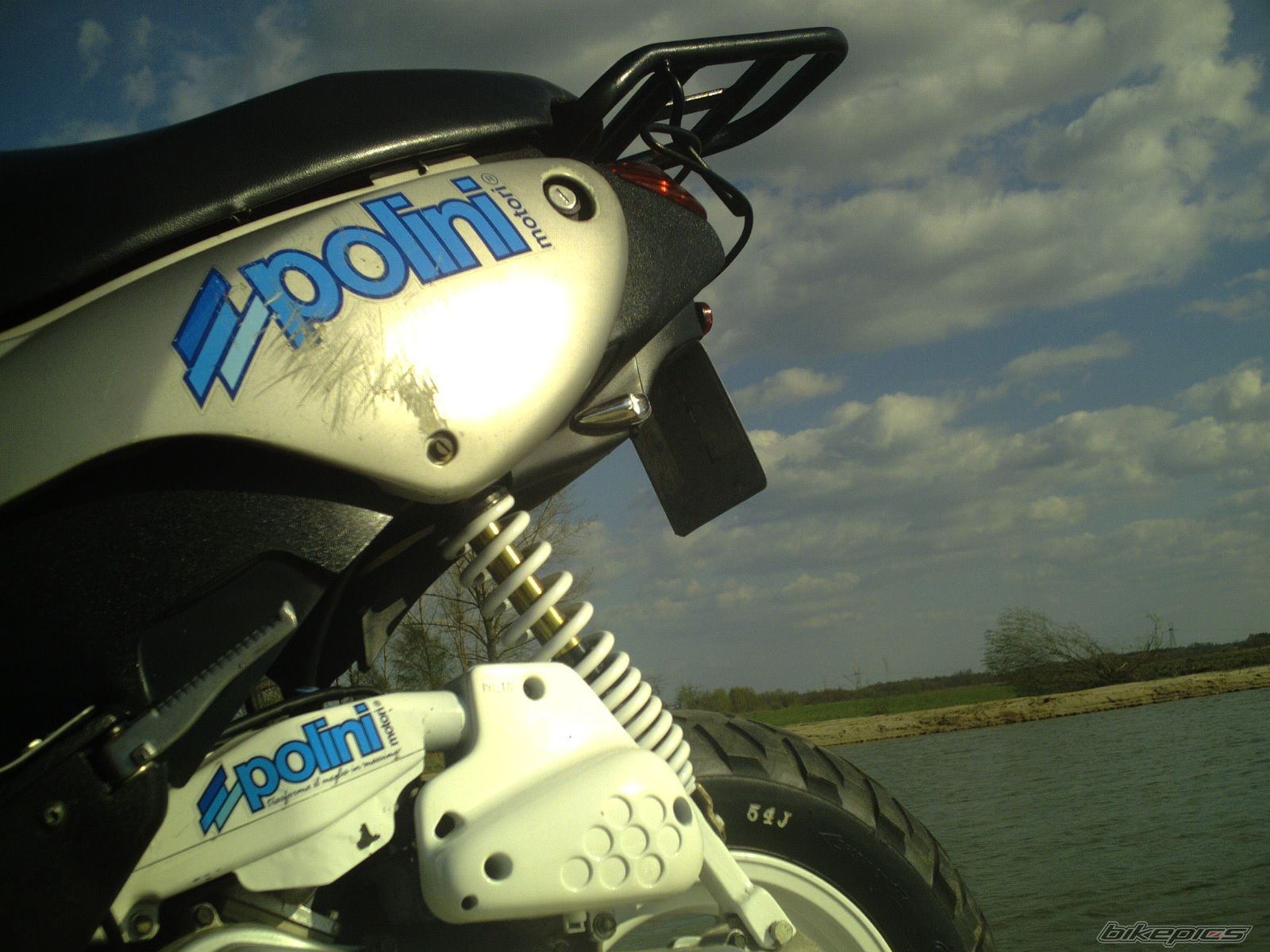 Photo 2390557