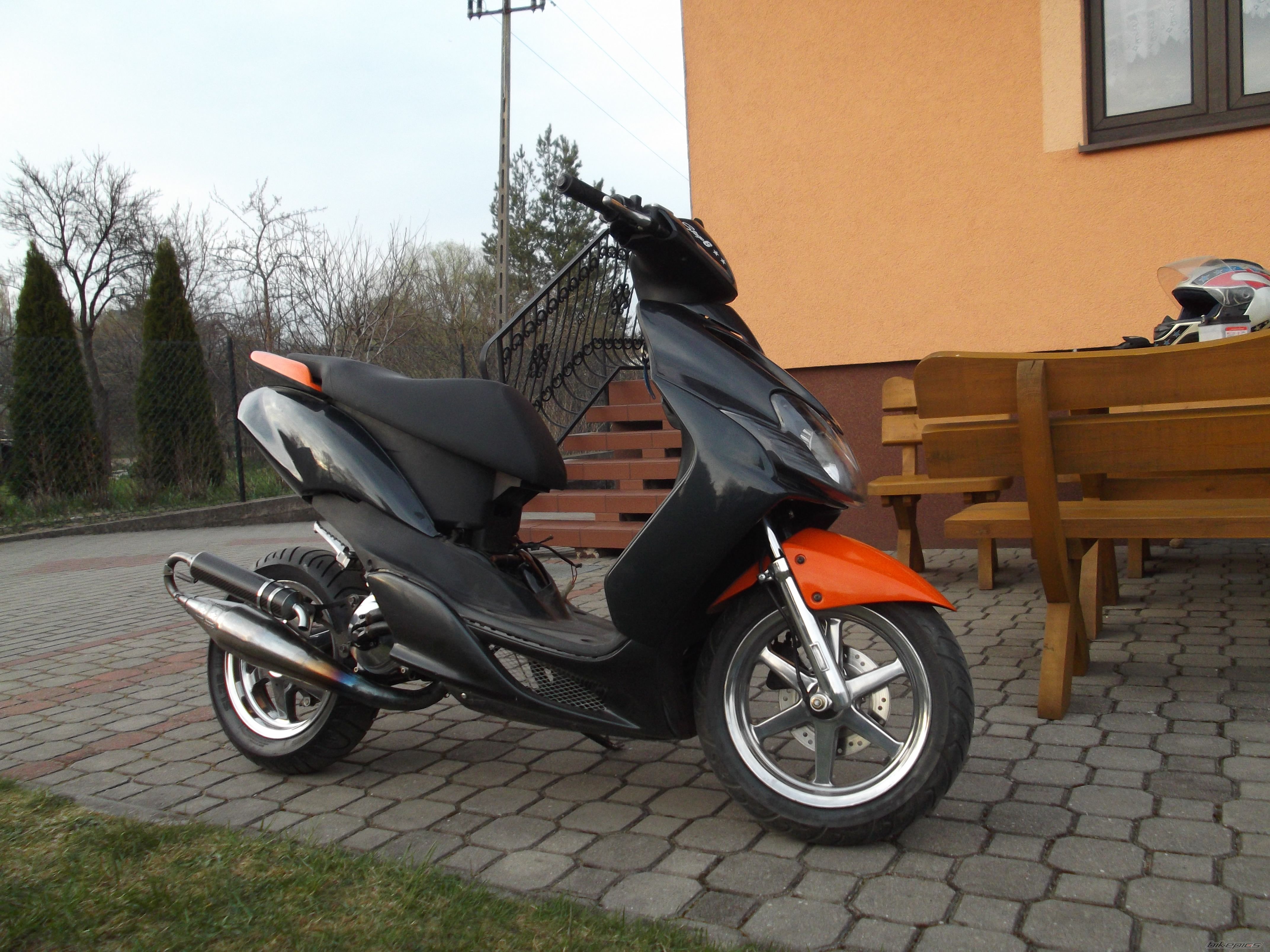 Photo 2390603