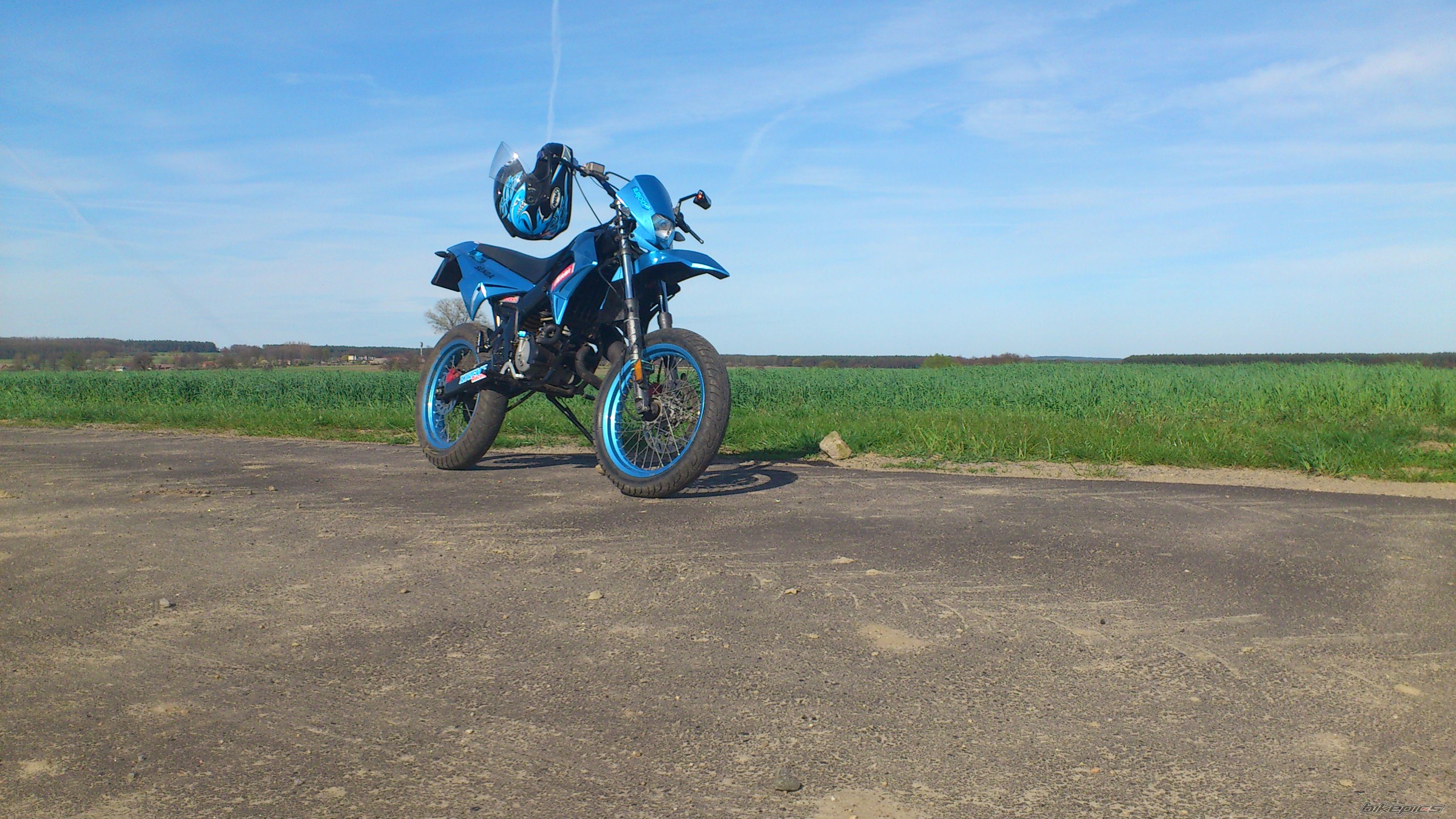 Bike Photo 2390708