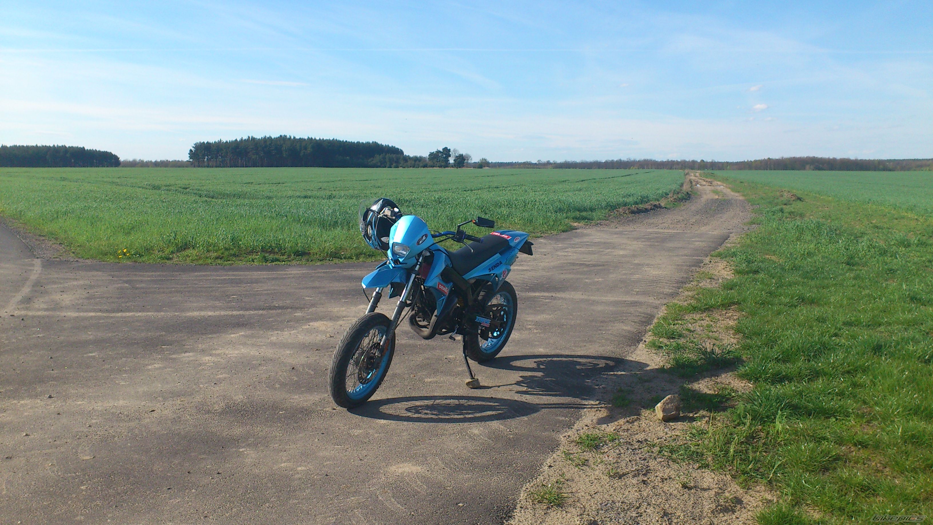 Photo 2390709