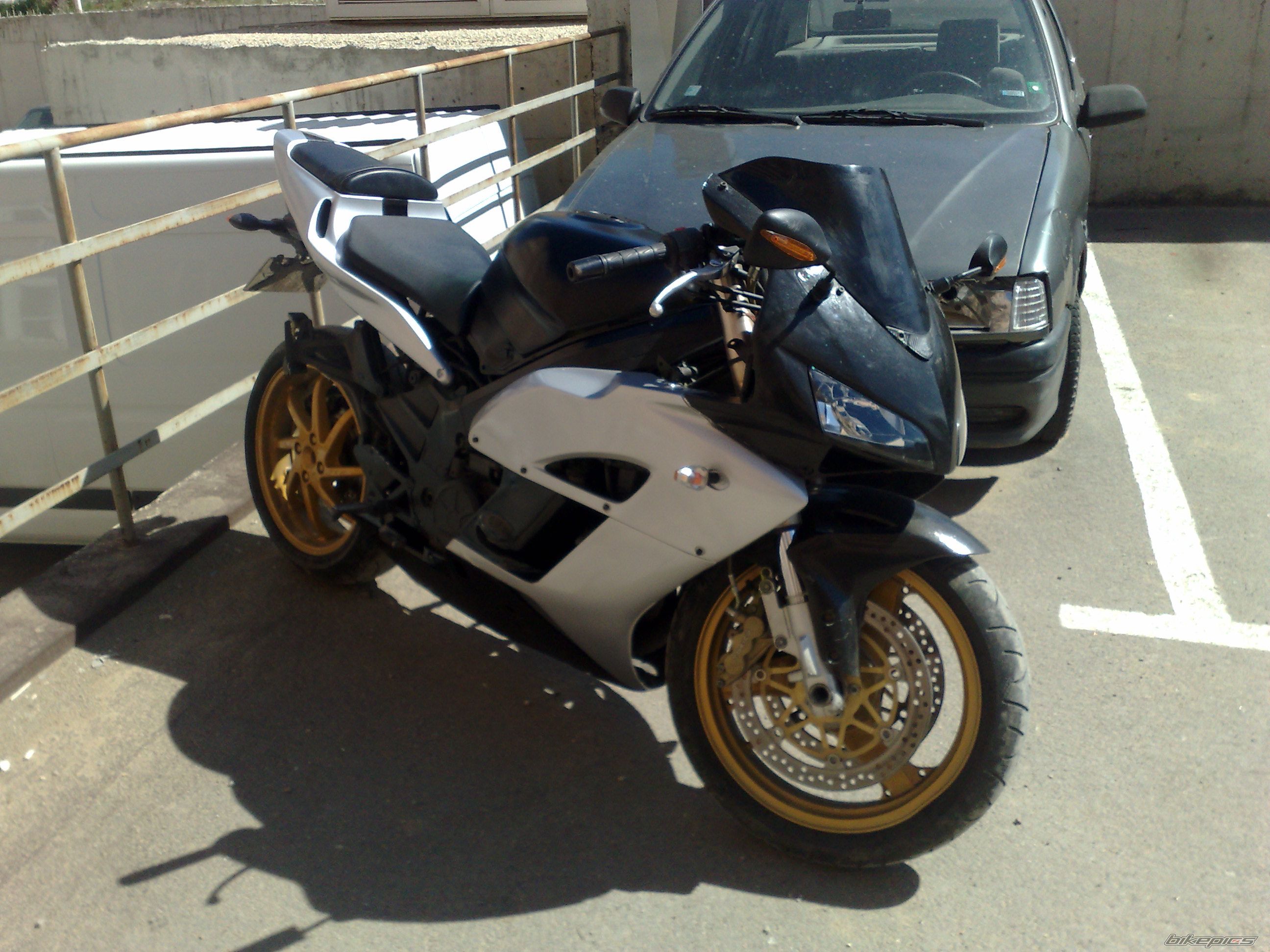 Photo 2390791