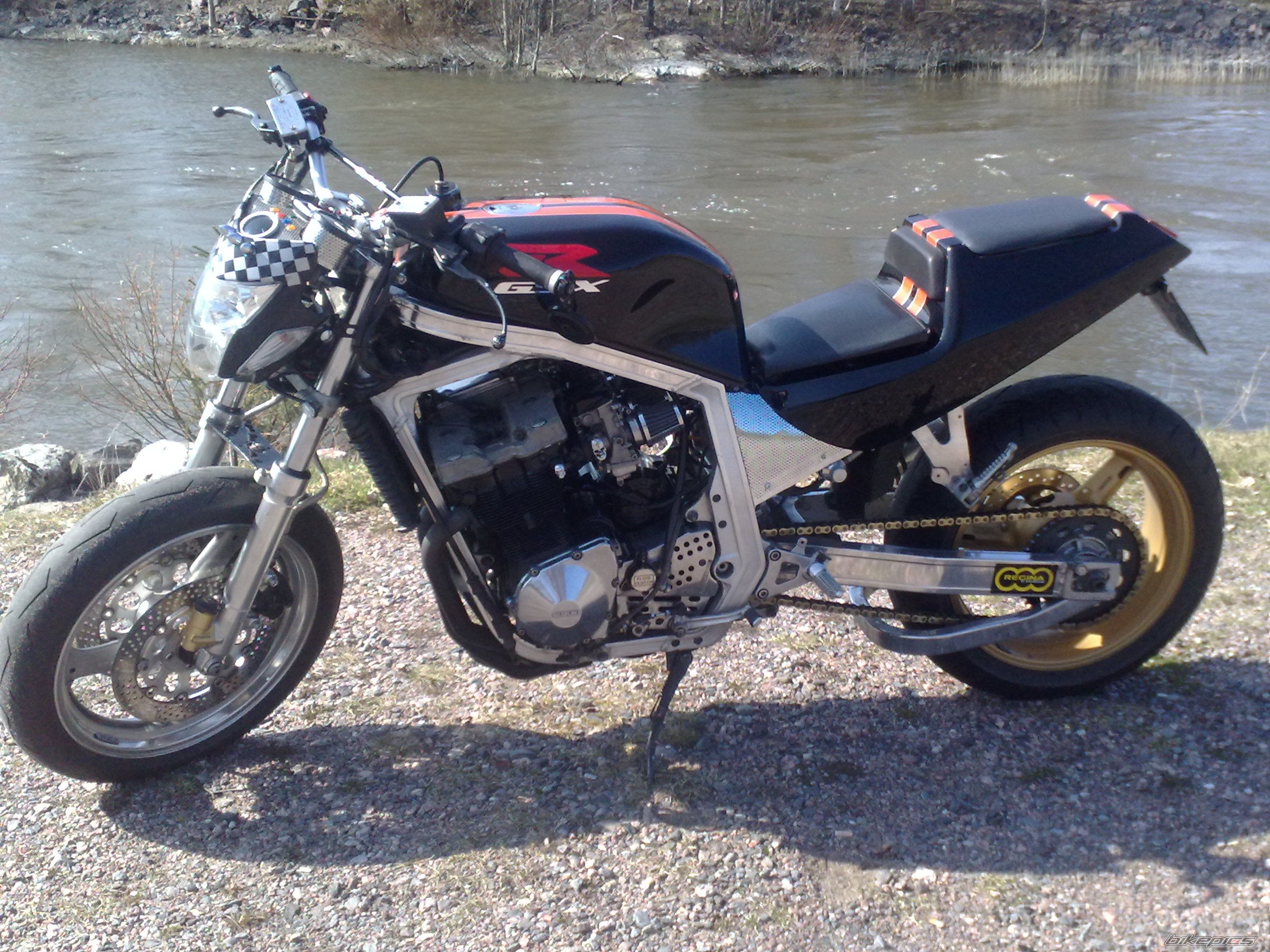 Photo 2390949
