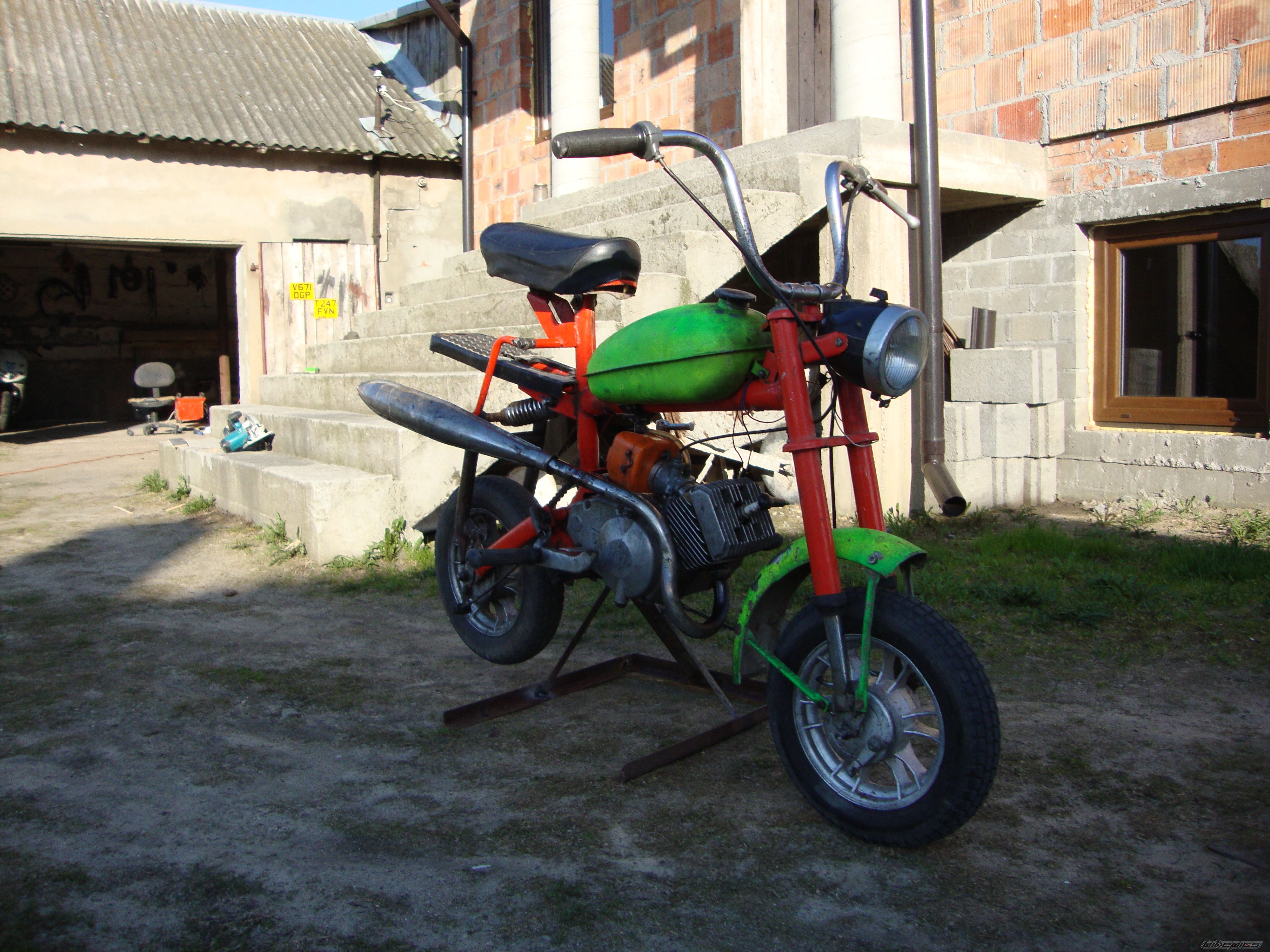 Photo 2391347