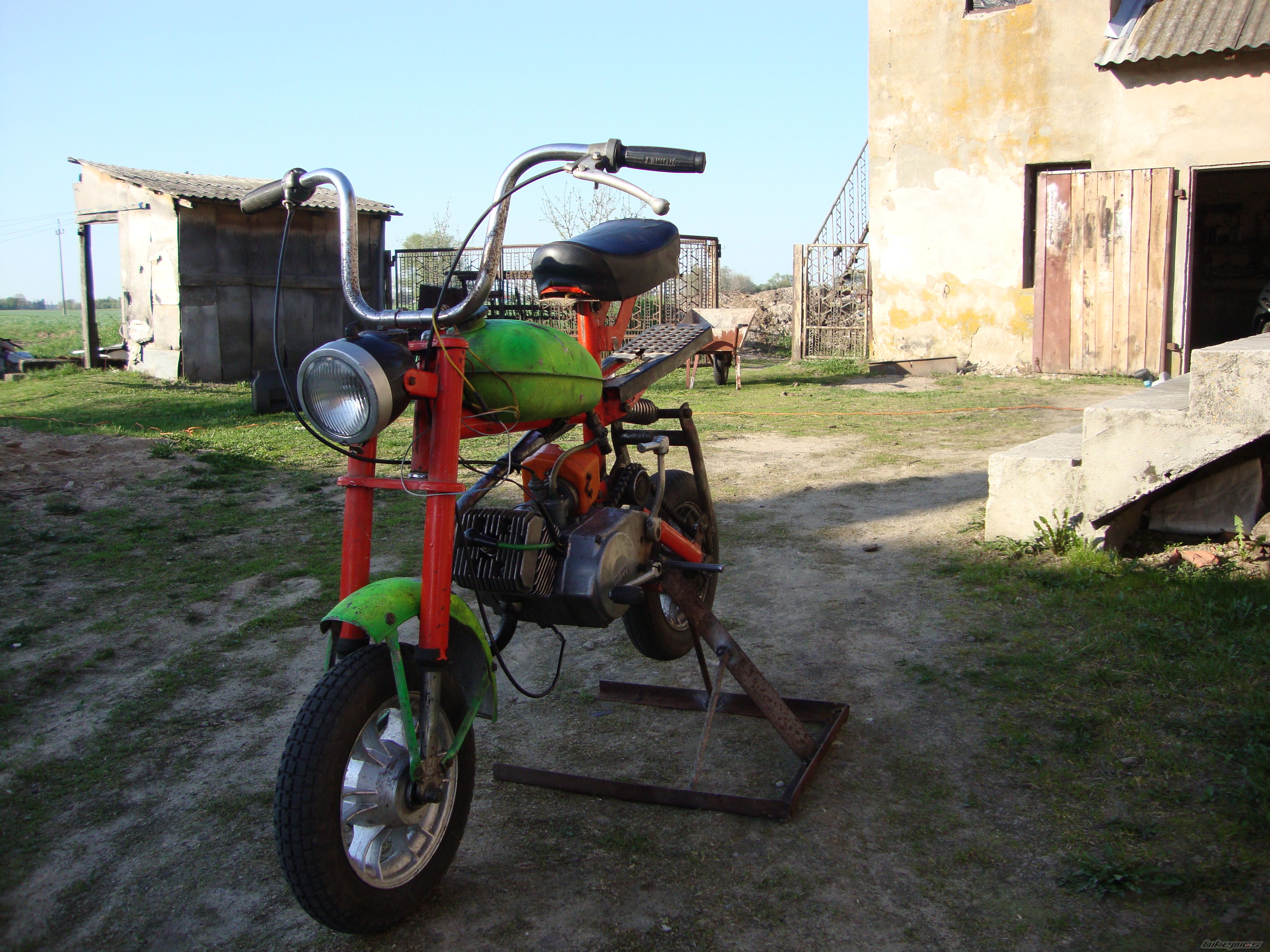 Photo 2391349
