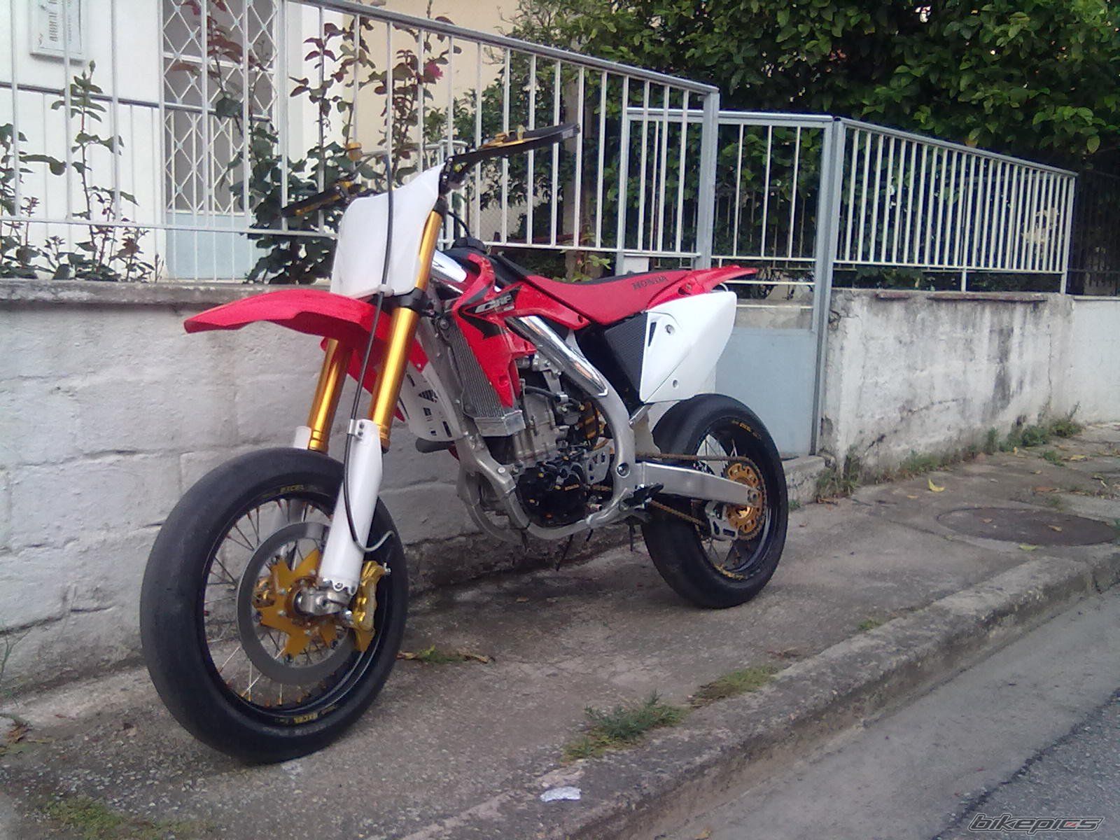 Photo 2391418