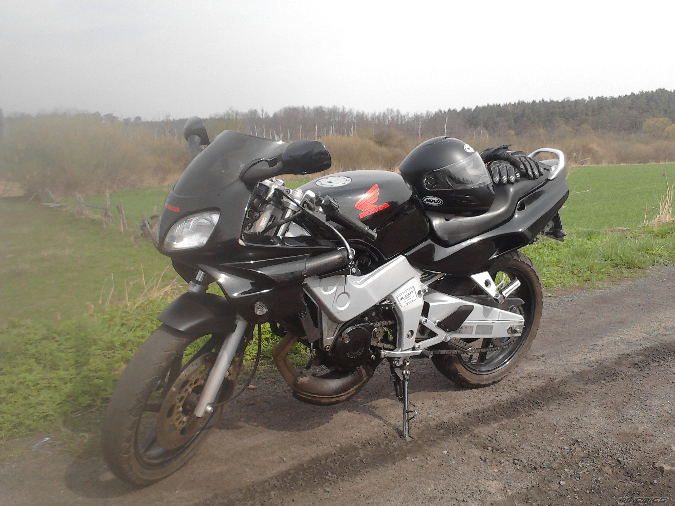 Photo 2391846
