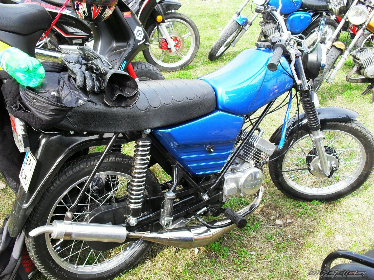 Photo 2391958