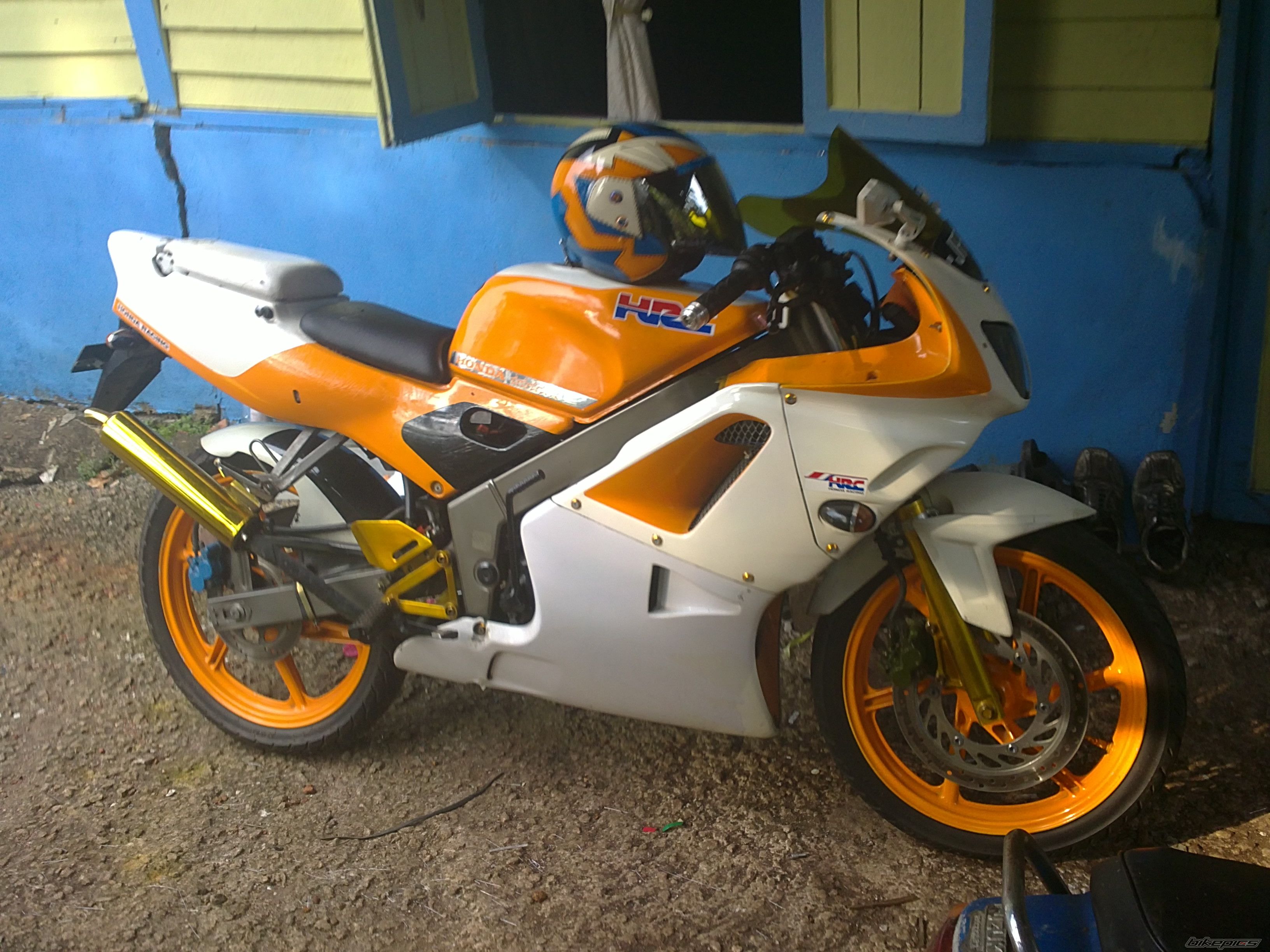 Photo 2392466