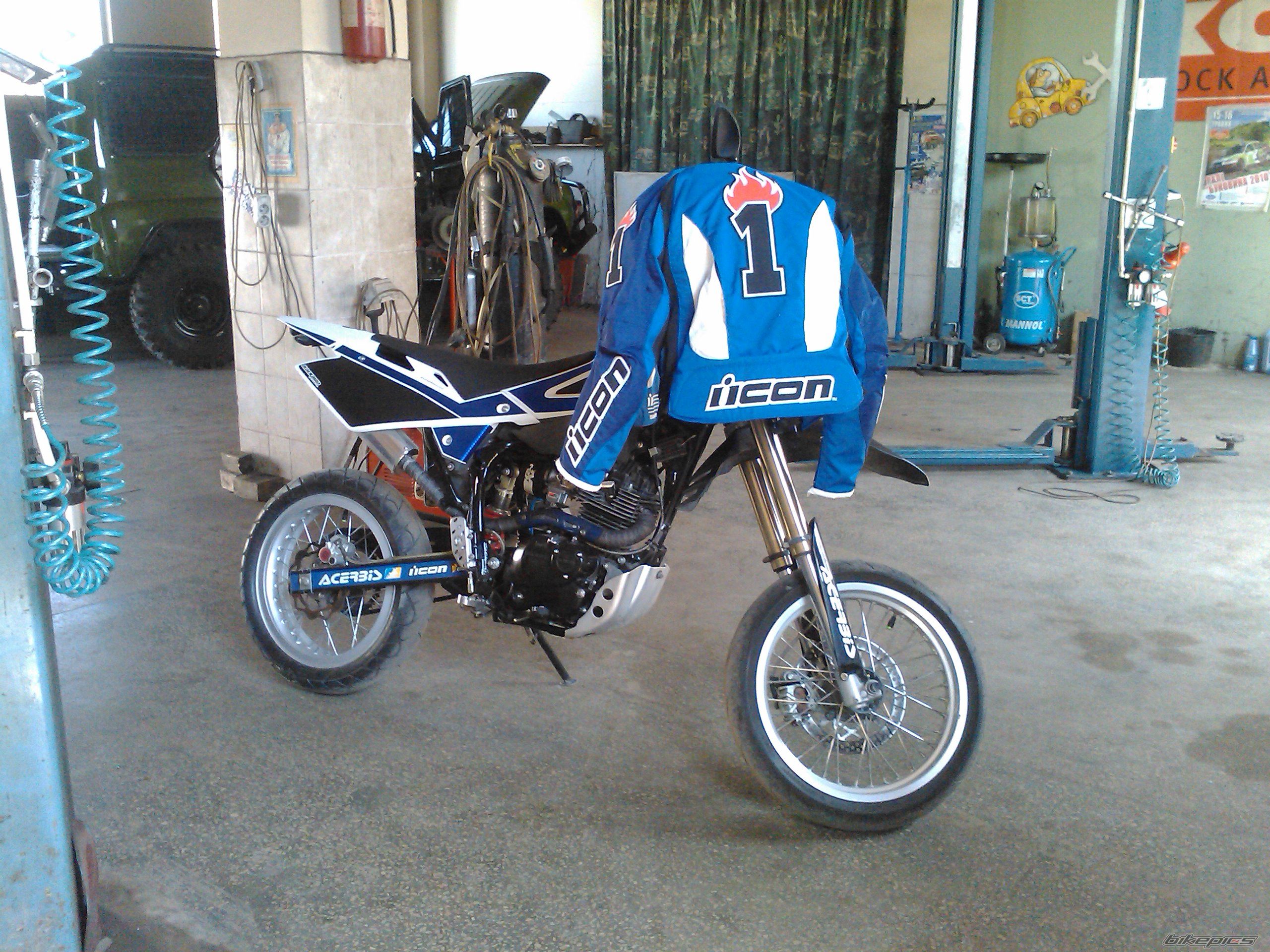 Photo 2392685