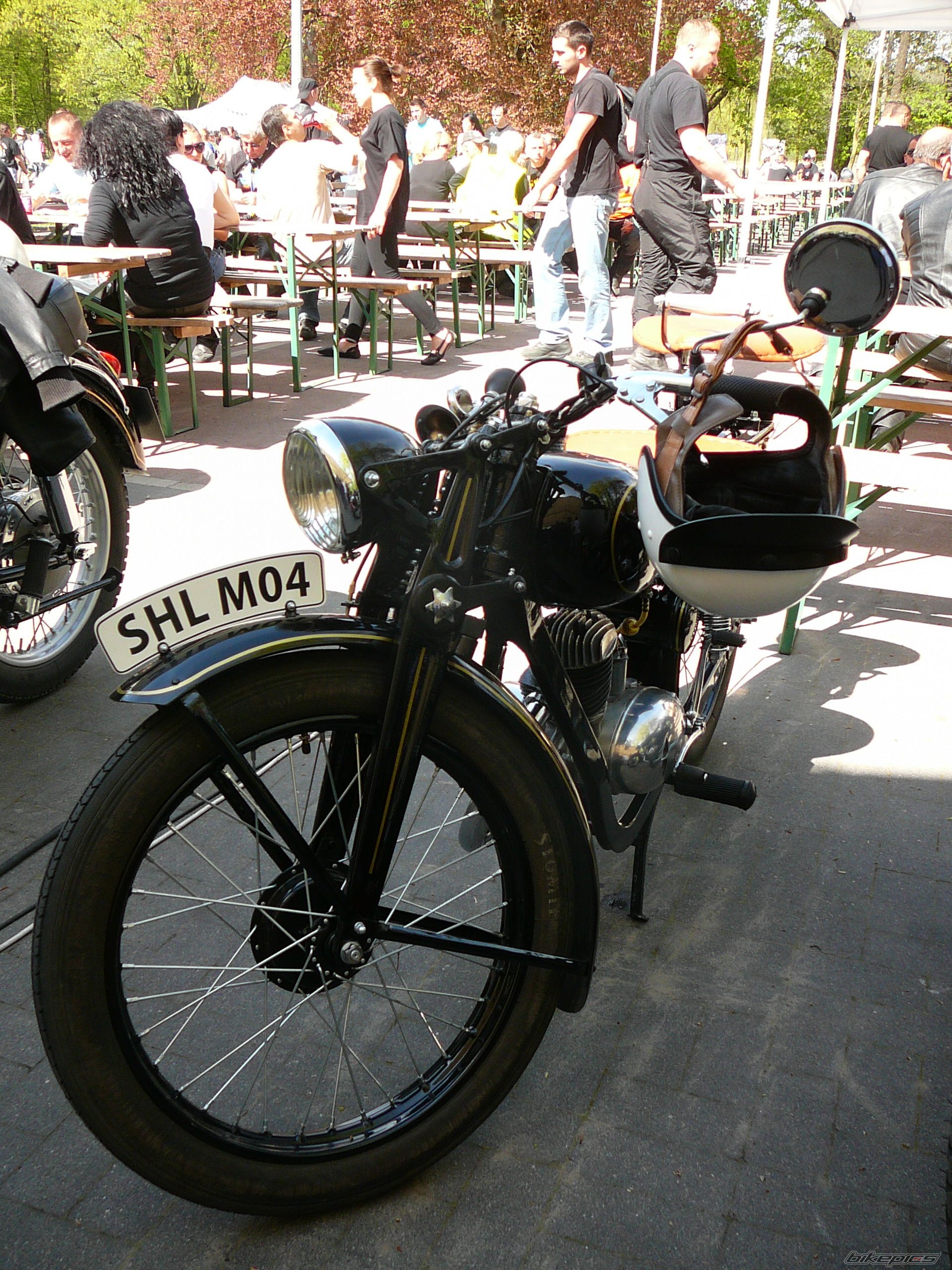 Bike Photo 2393178