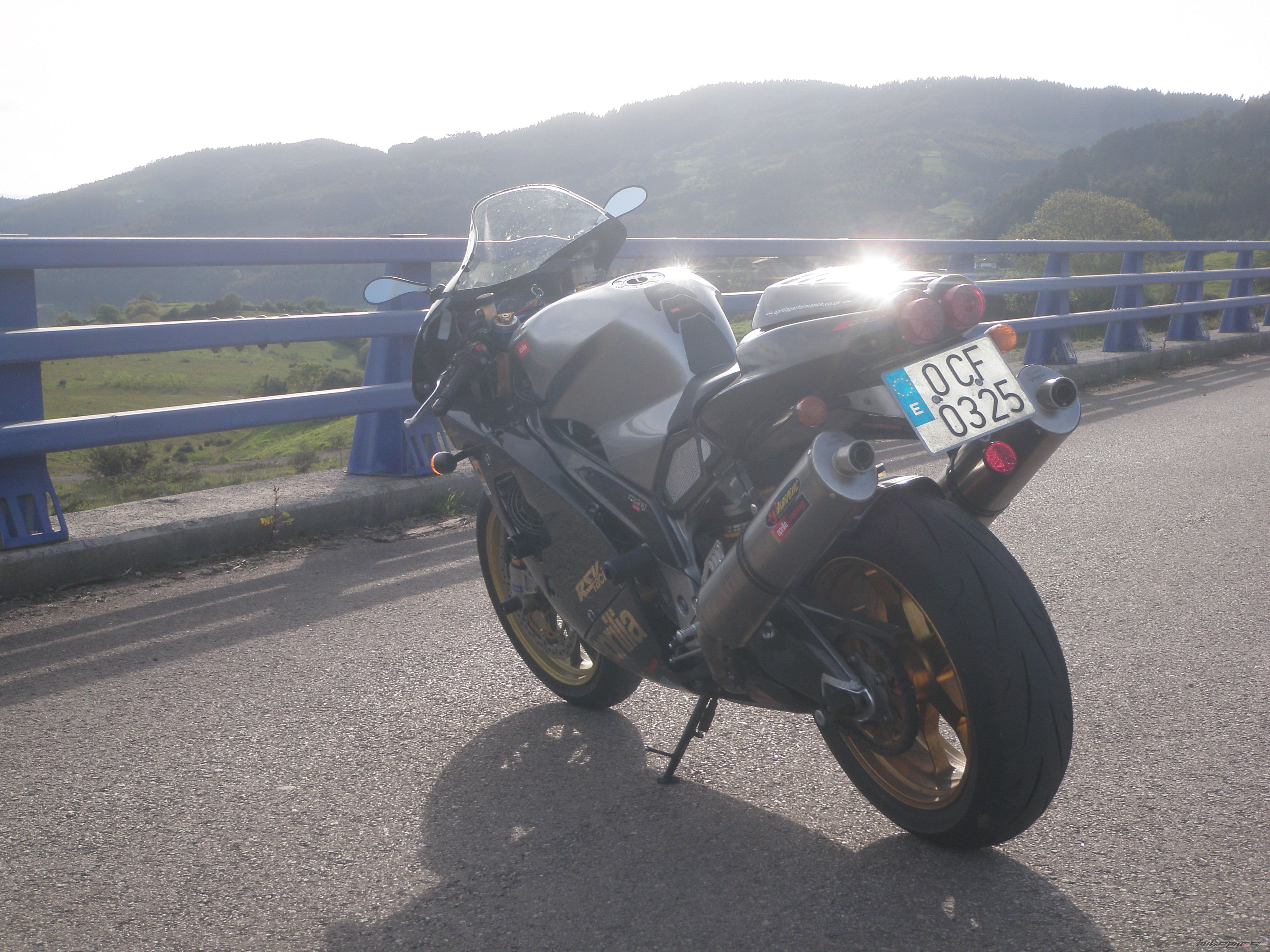 Photo 2393352