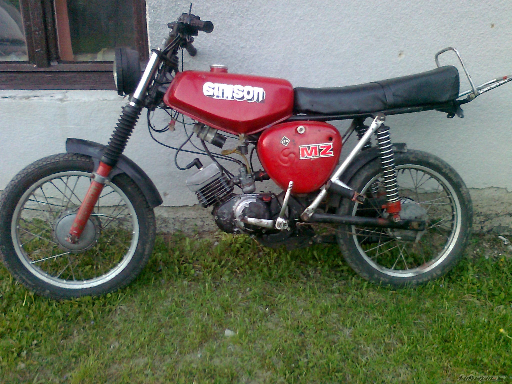 Photo 2393385