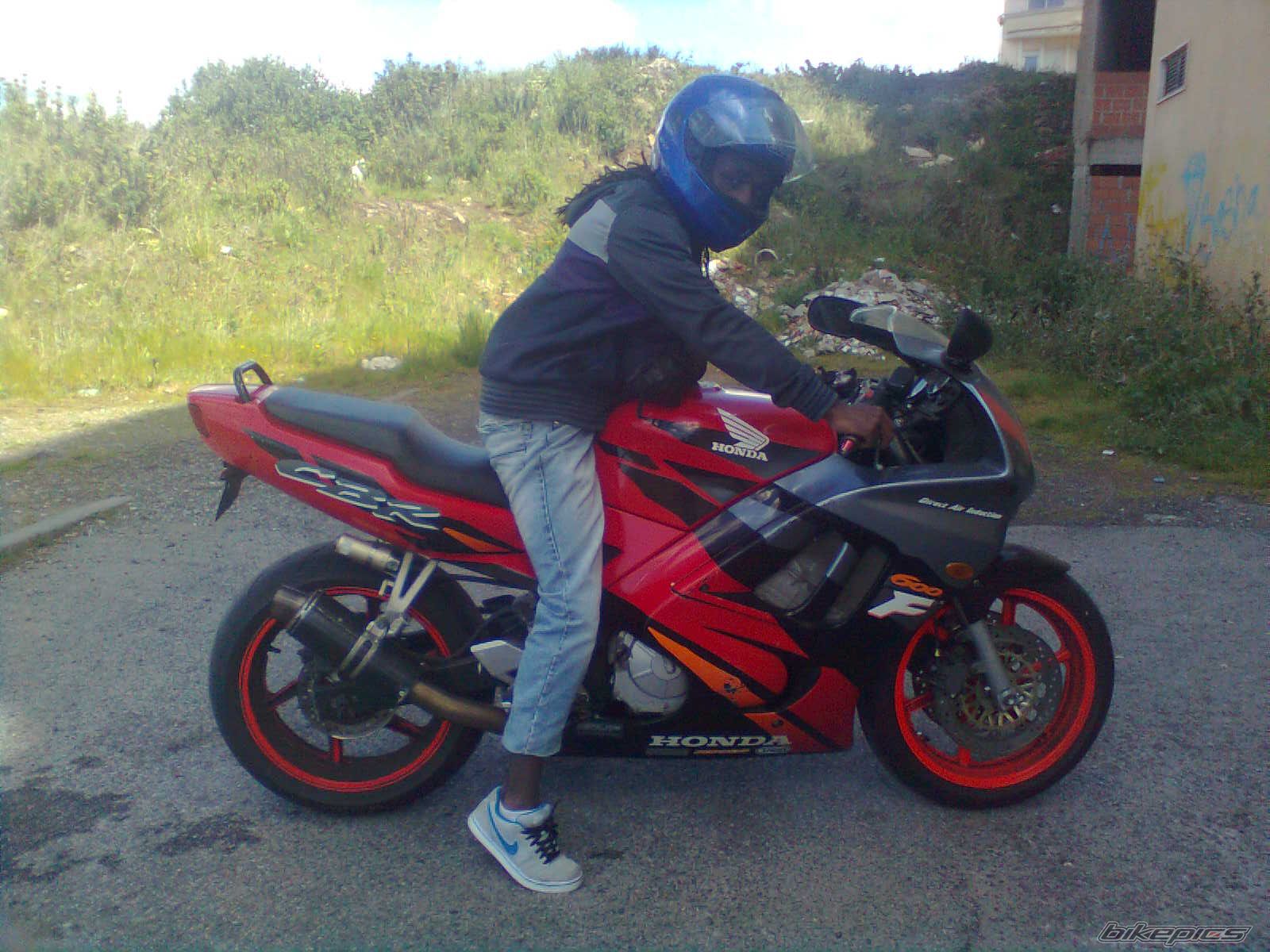 Photo 2393403
