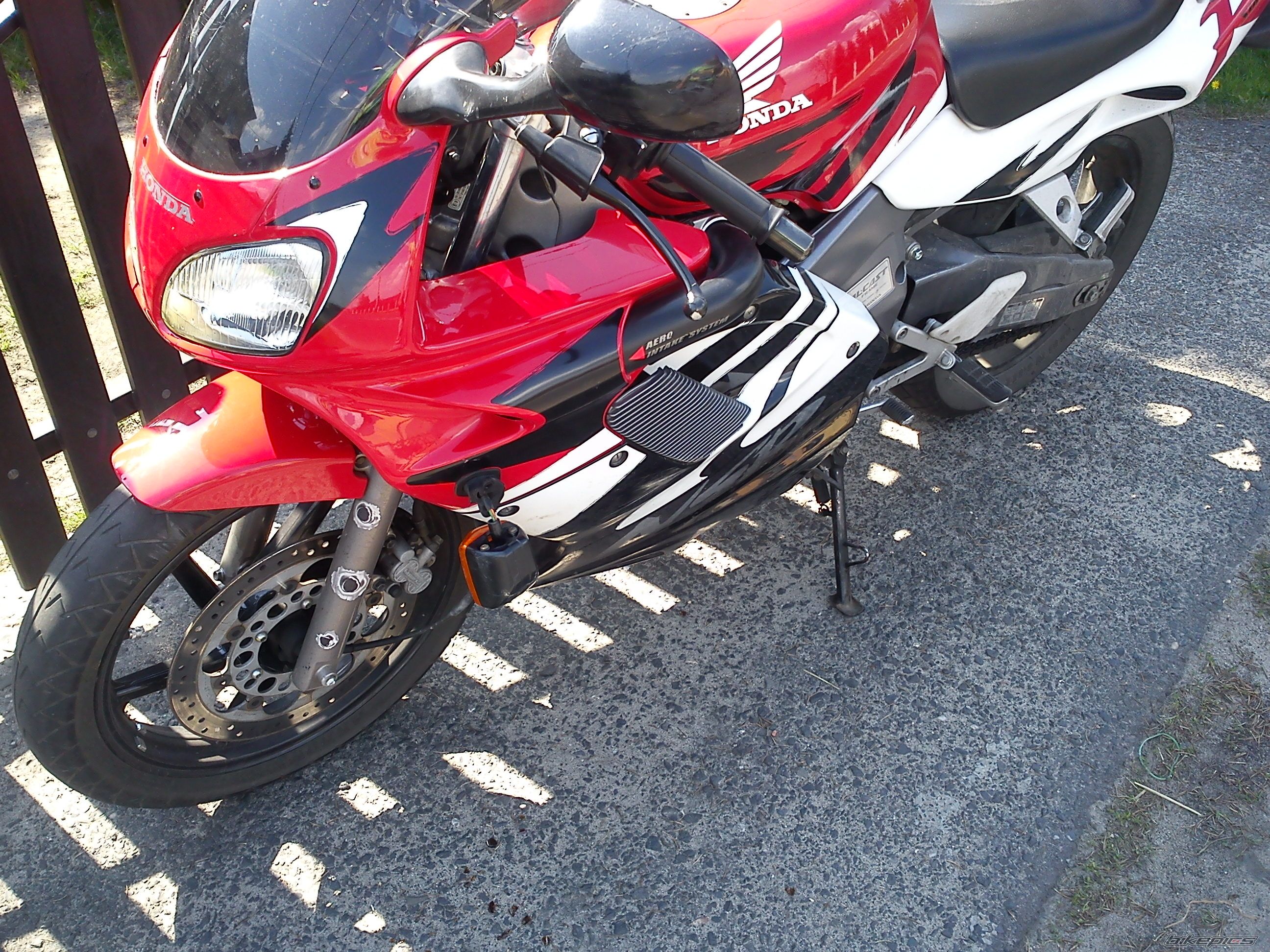 Photo 2393436
