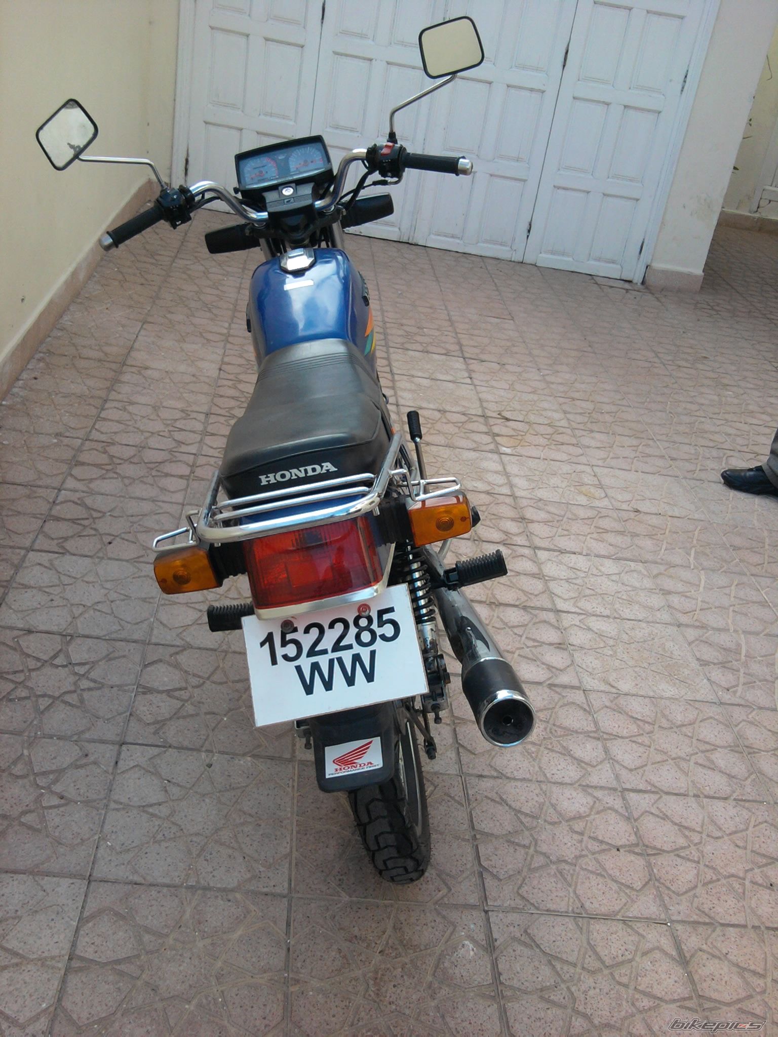 Photo 2393464