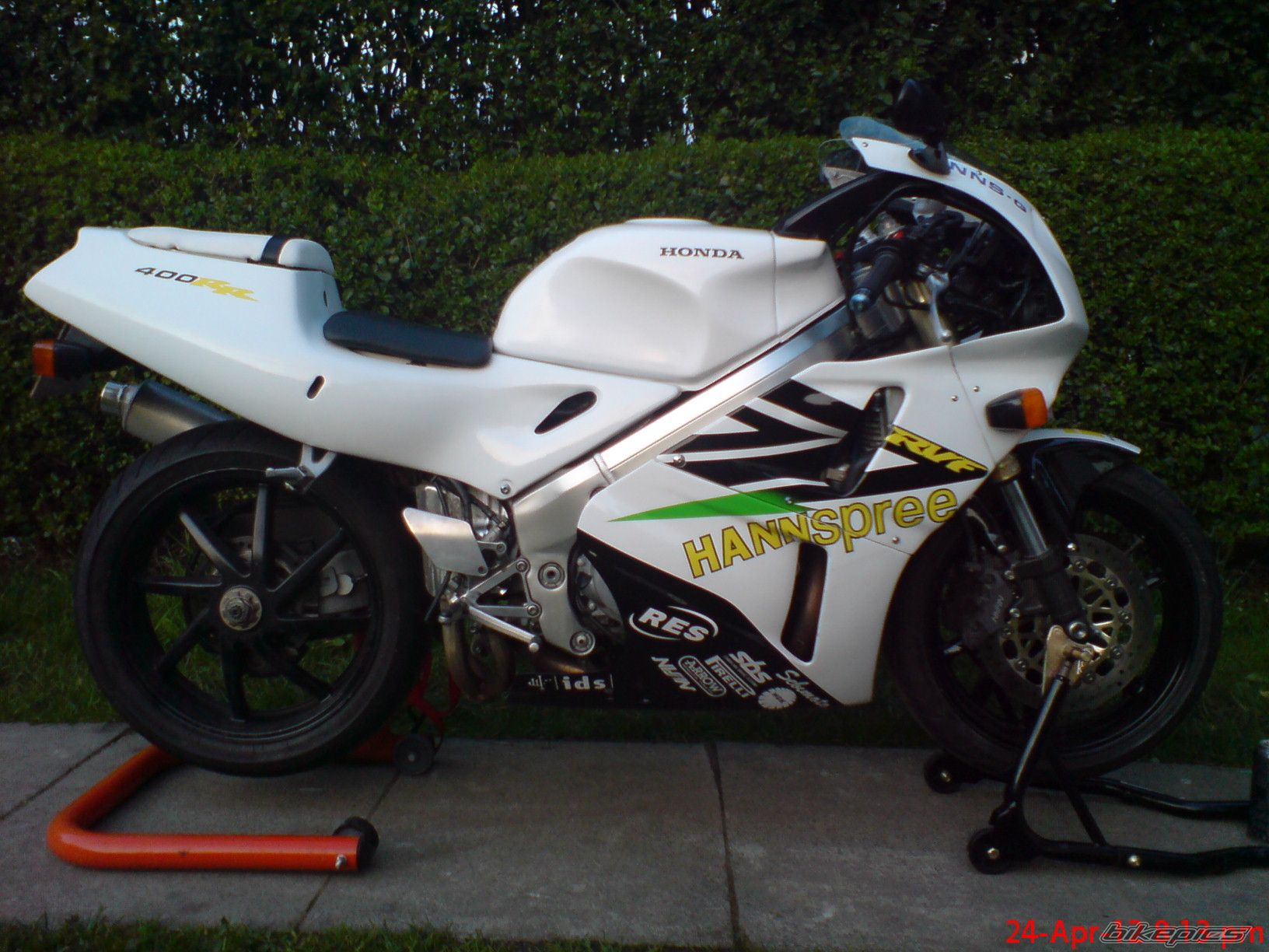 Photo 2393486