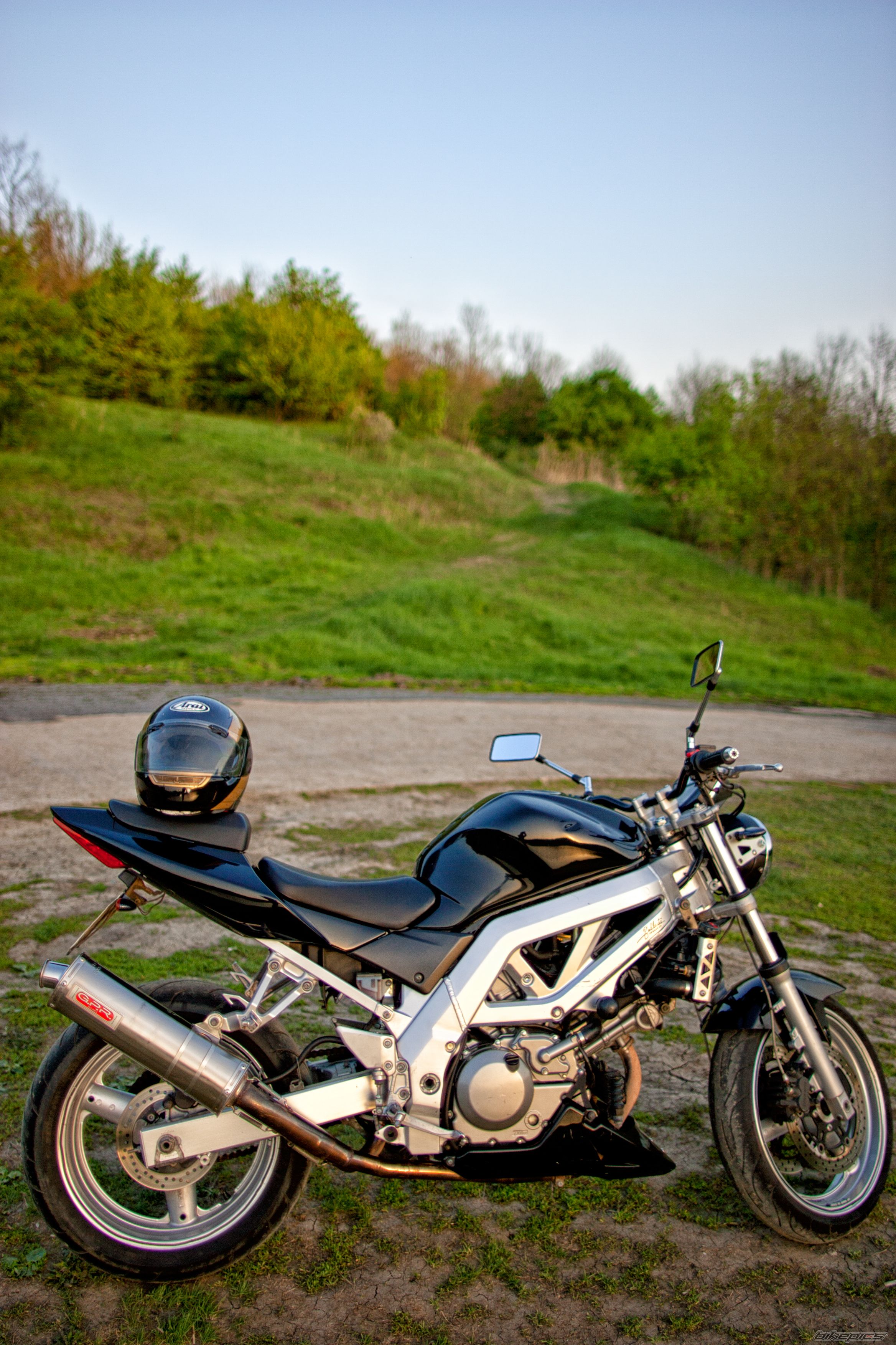 Photo 2393672