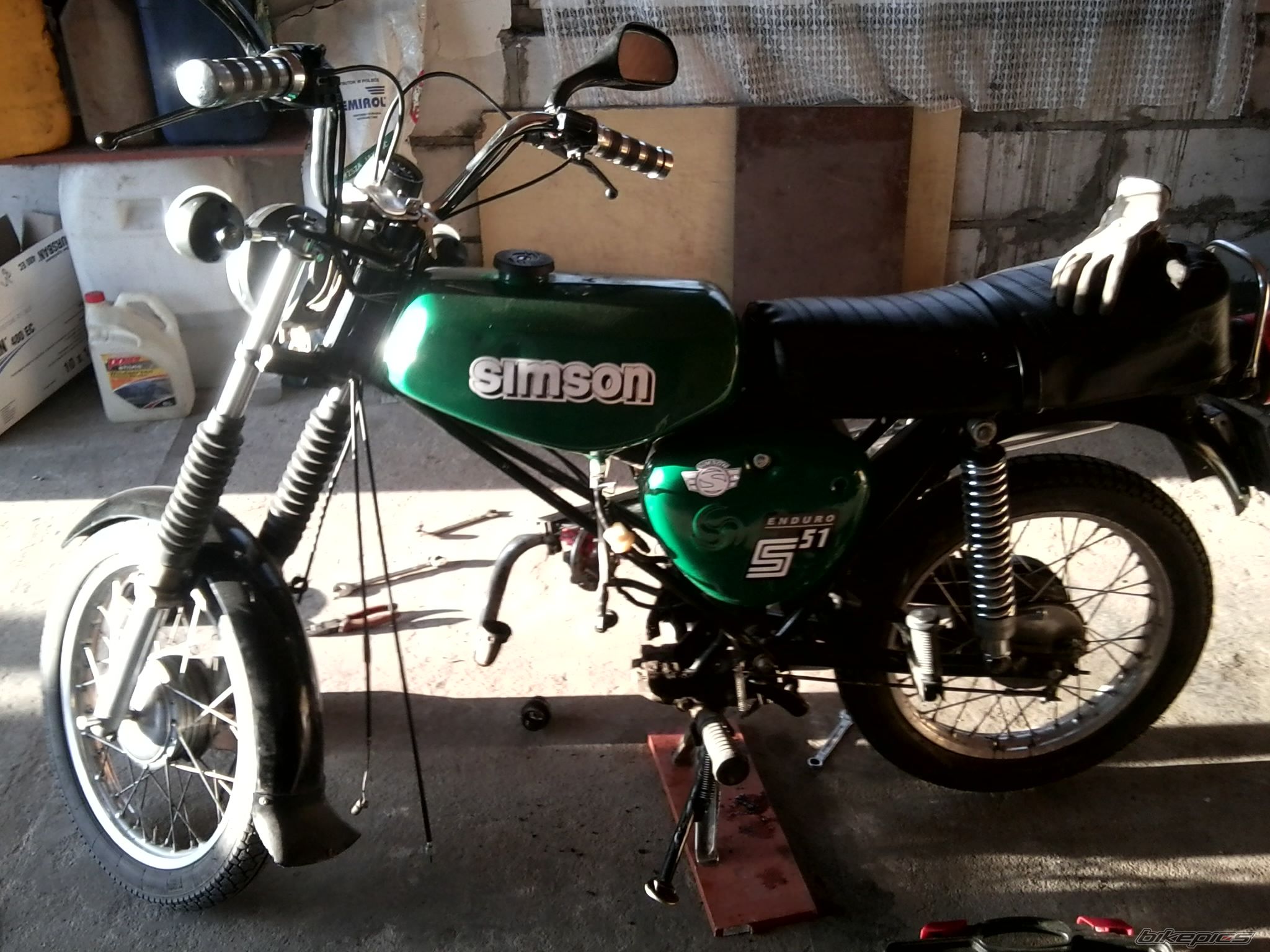 Photo 2393719