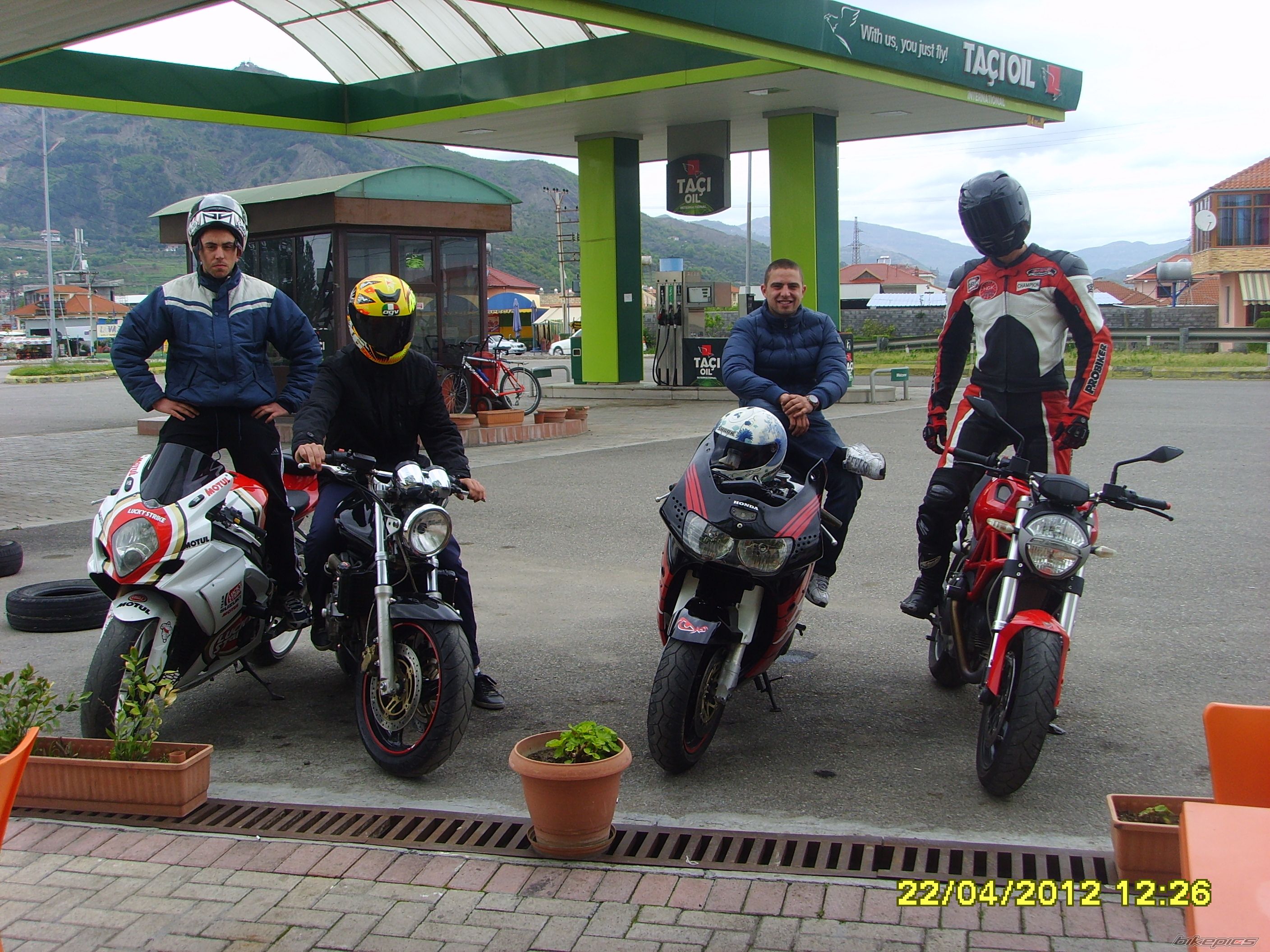 Photo 2393729