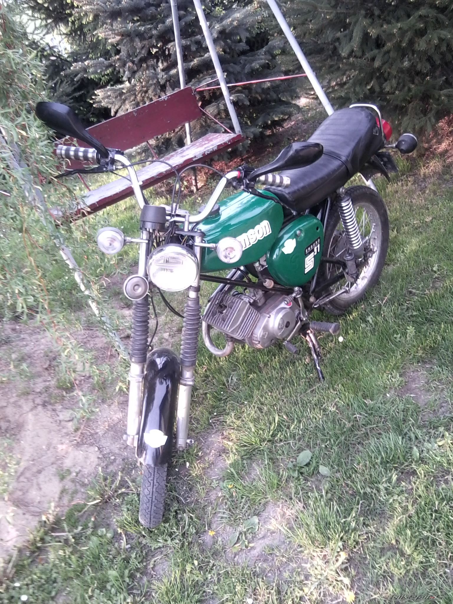 Photo 2393946