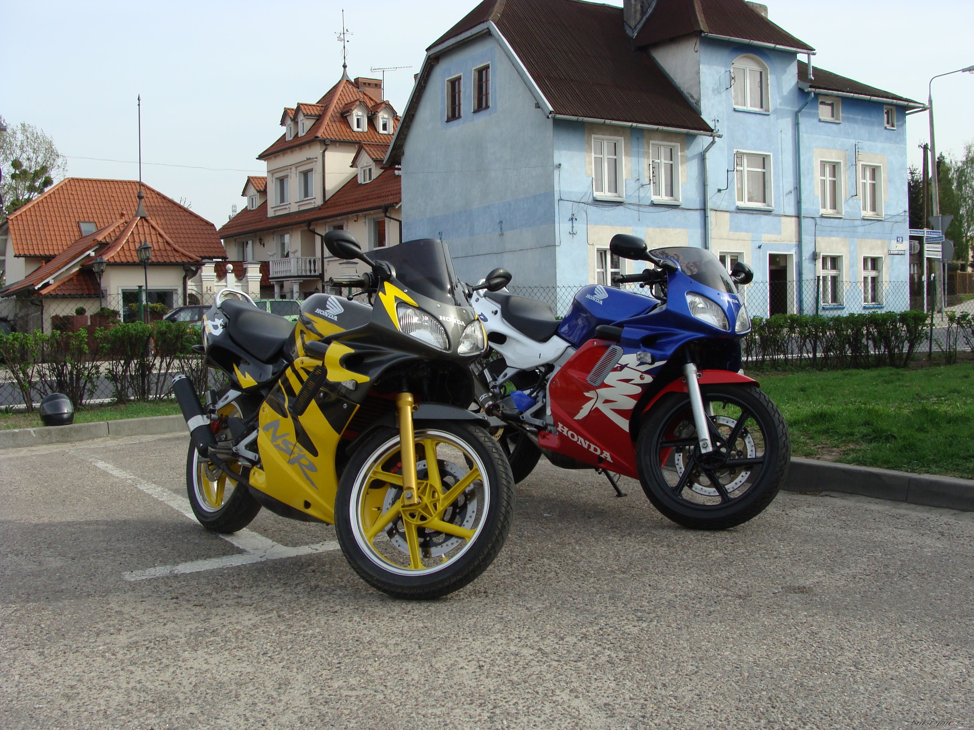 Photo 2394677