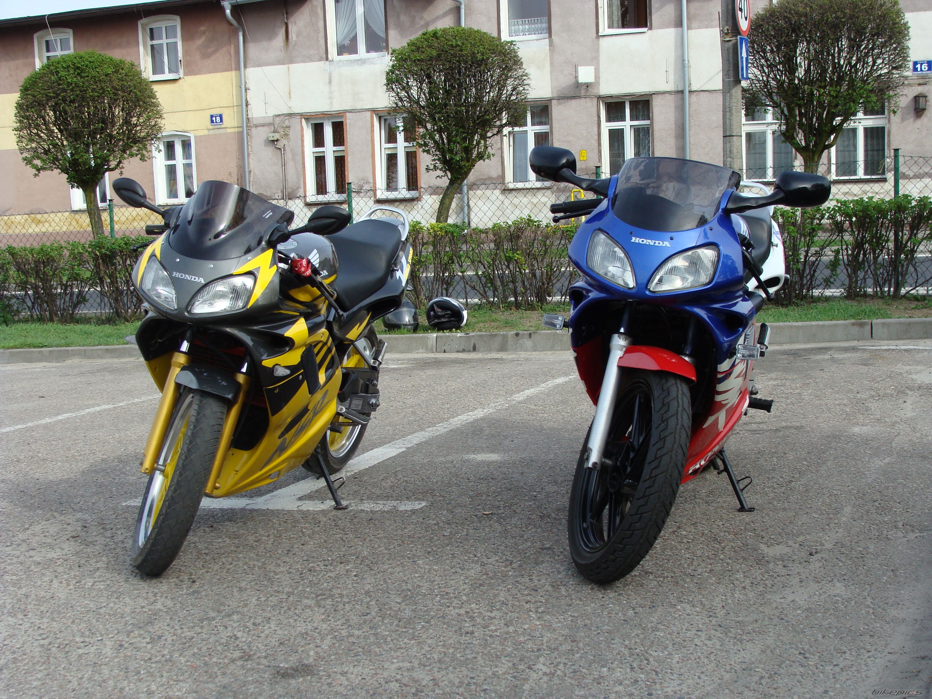 Photo 2394679