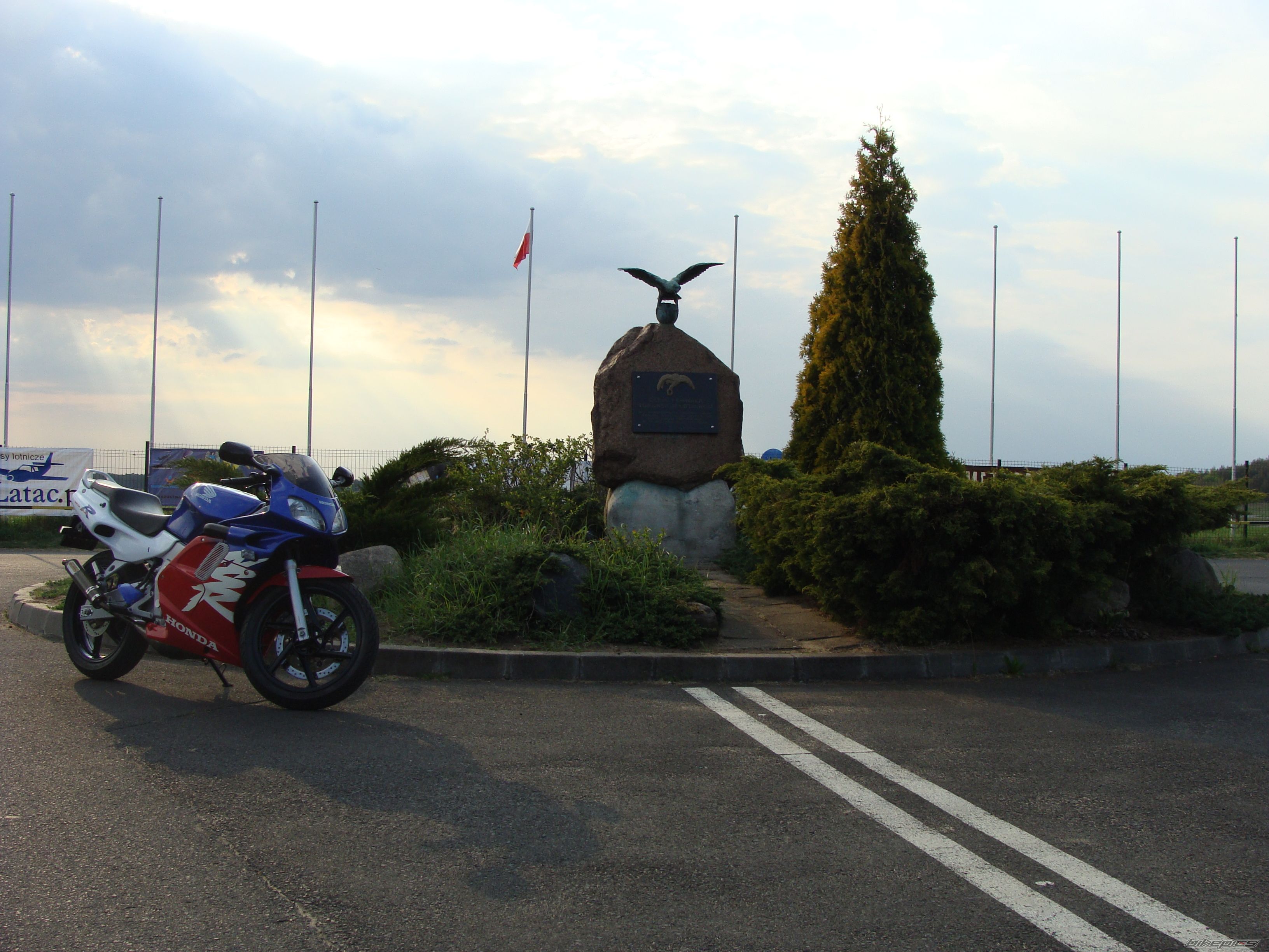 Photo 2394682
