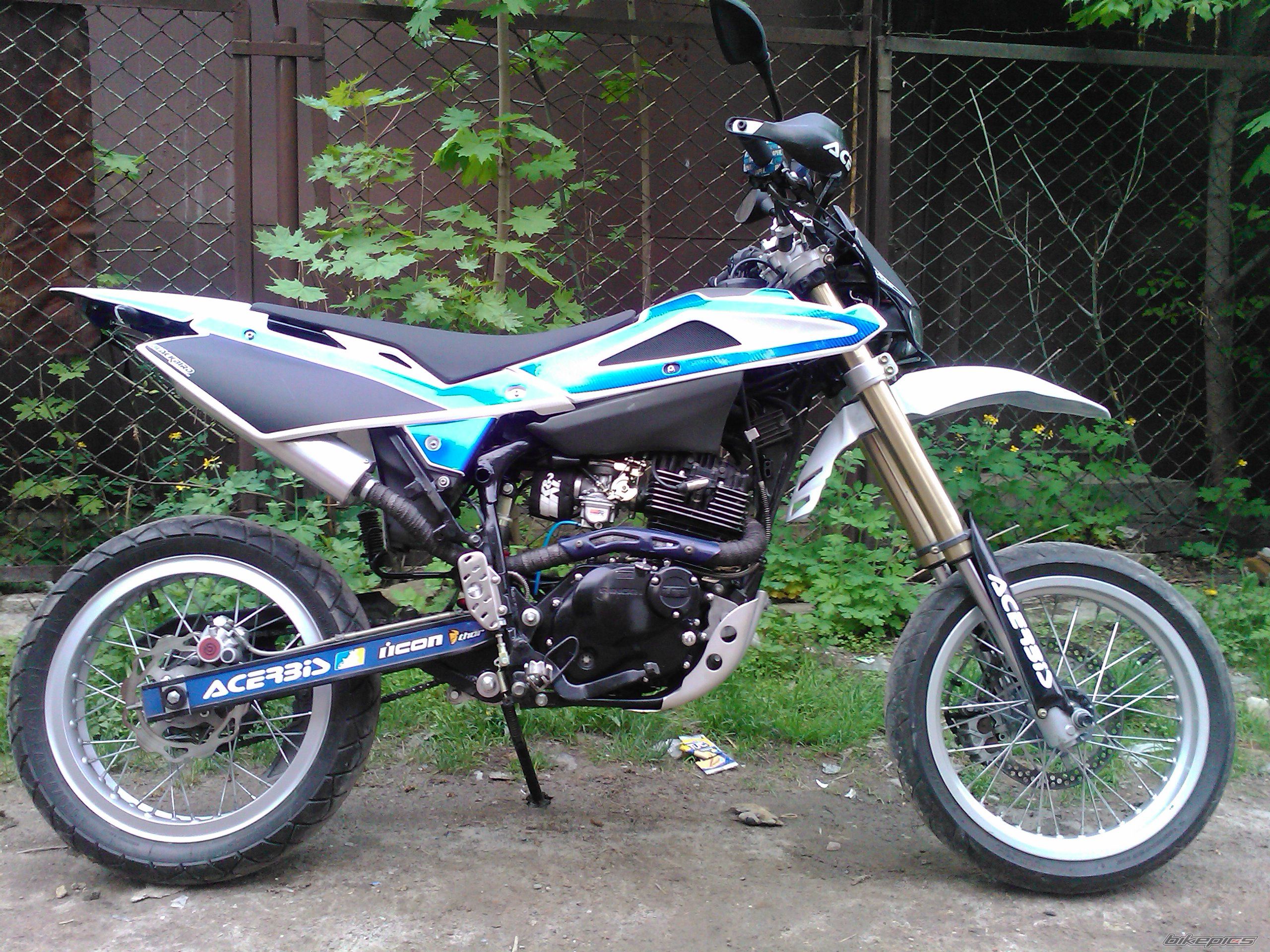Photo 2394978