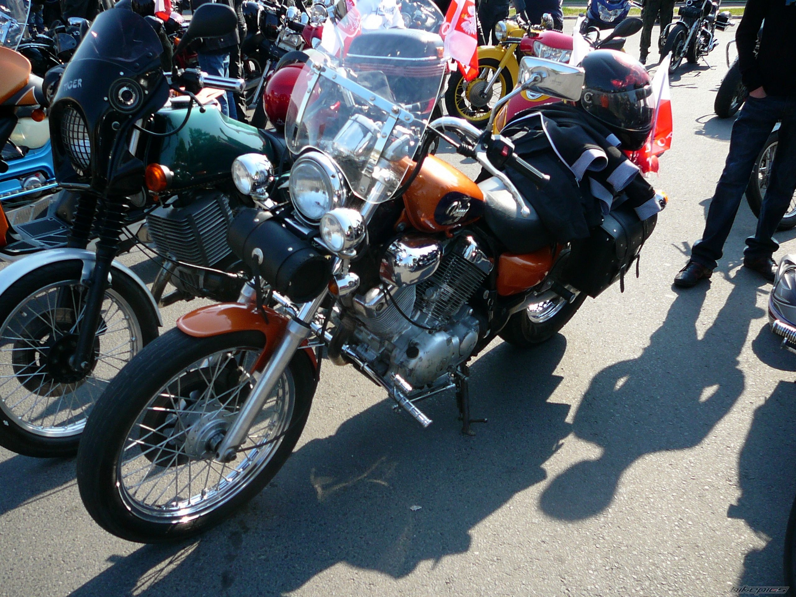 Photo 2395098