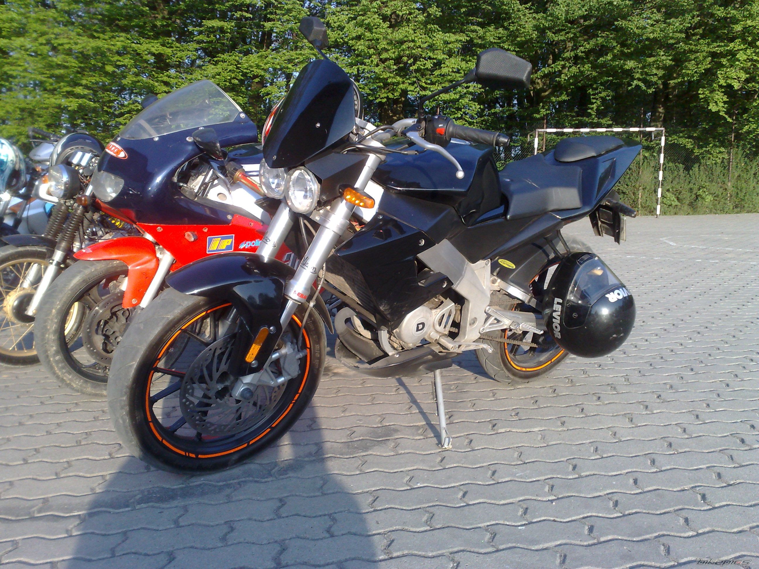 Photo 2395210