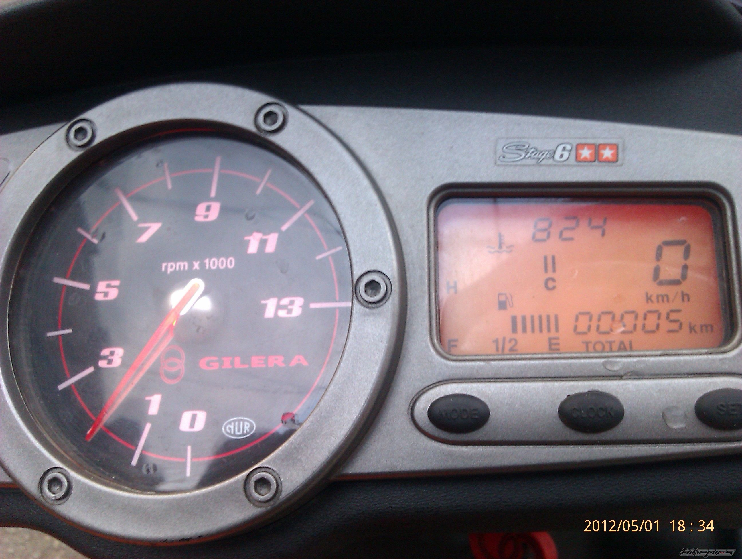 Photo 2395343
