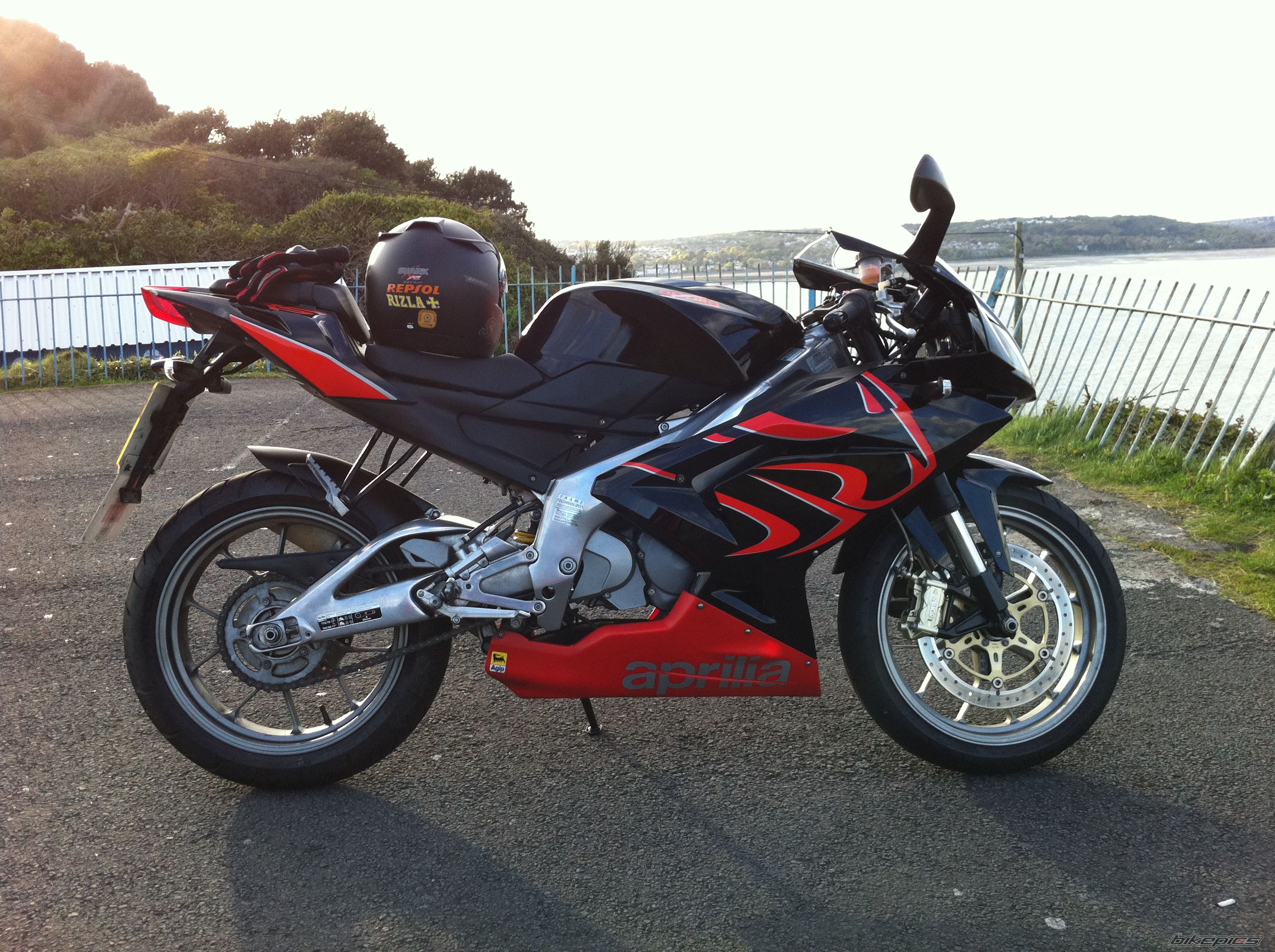 Photo 2395373