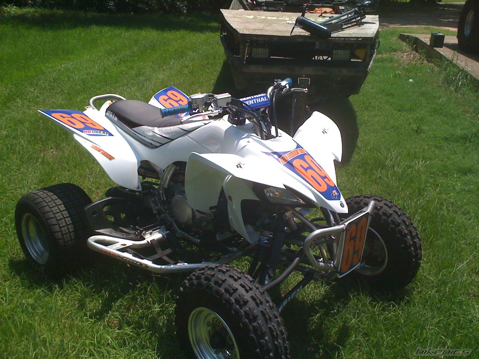 Photo 2395381