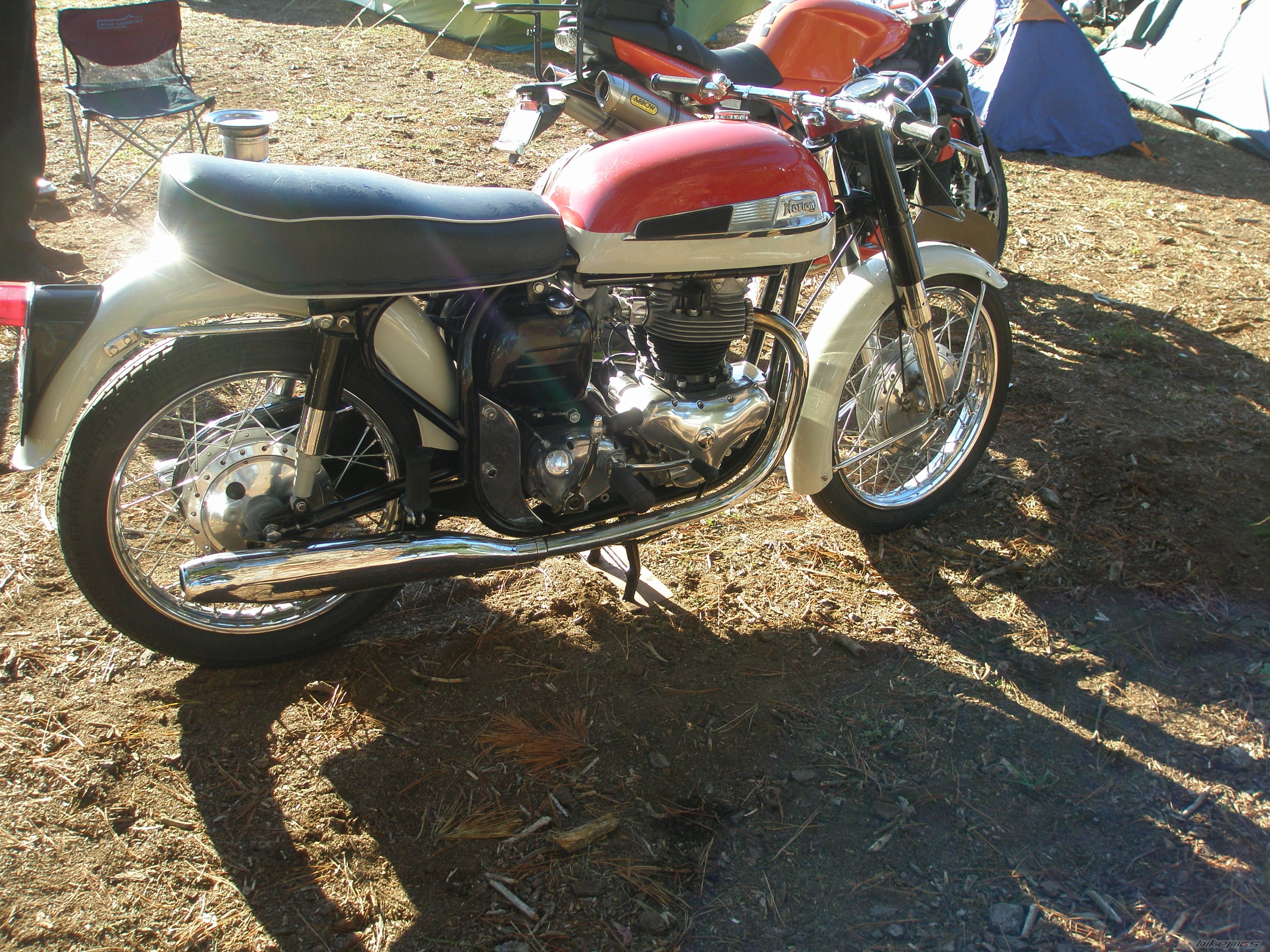 Photo 2395634