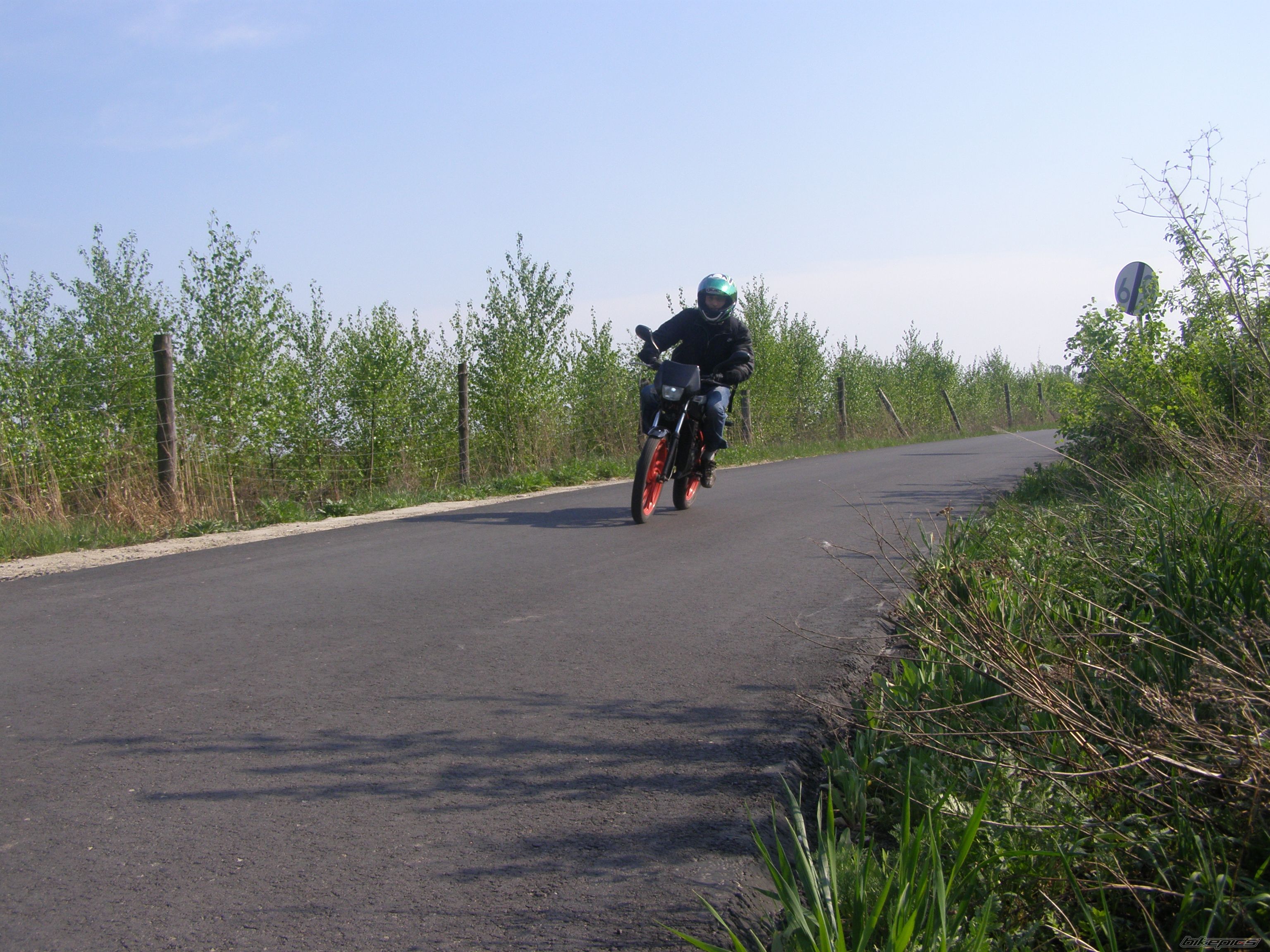 Bike Photo 2395896